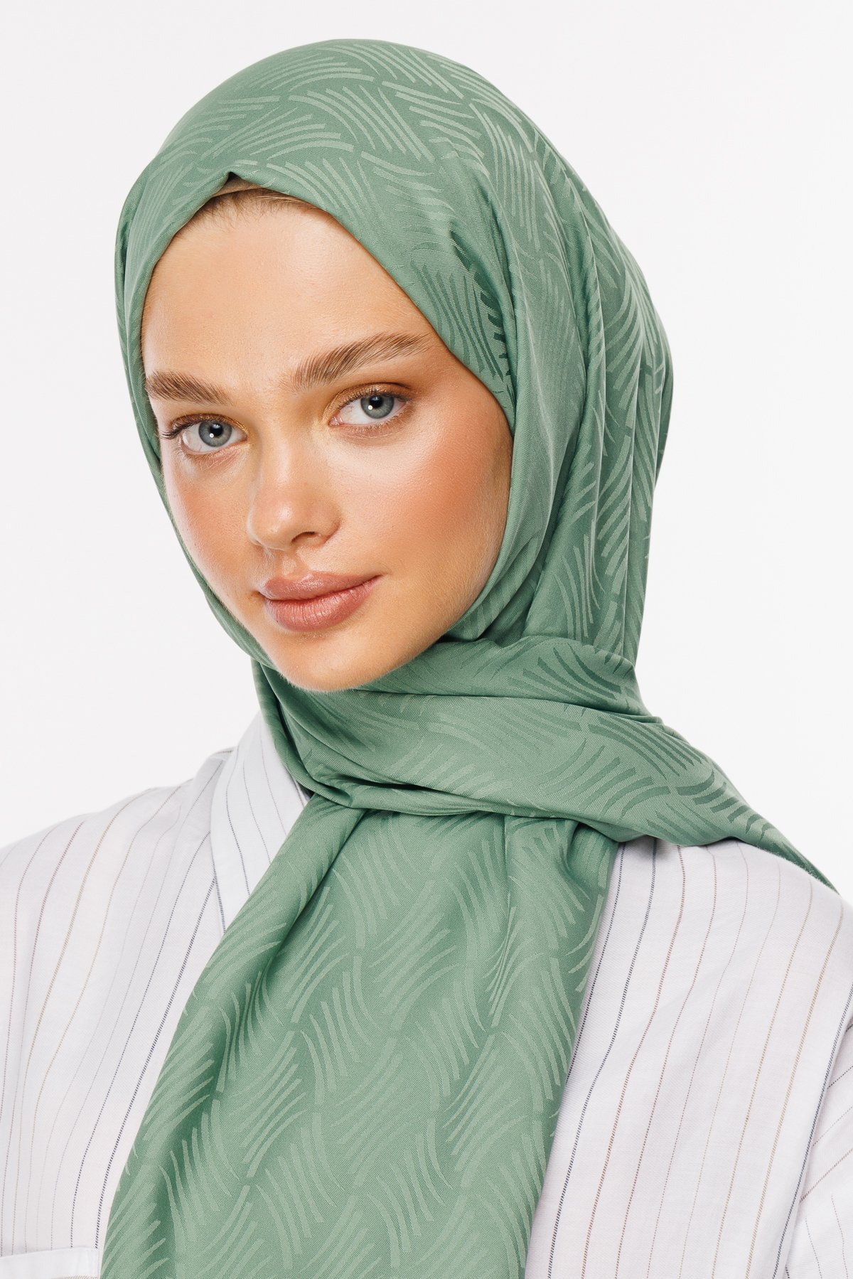 Aura Pattern Silk Jacquard Shawl - Mold Green