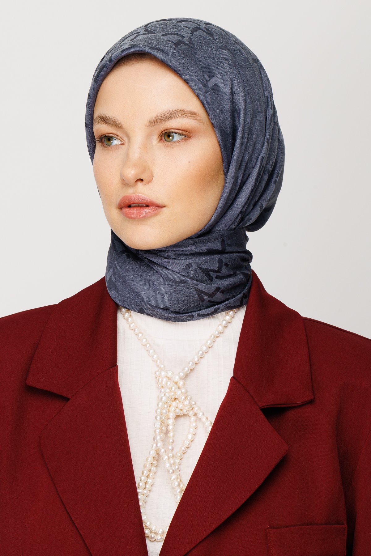 MC Pattern Jacquard Shawl - Smoked