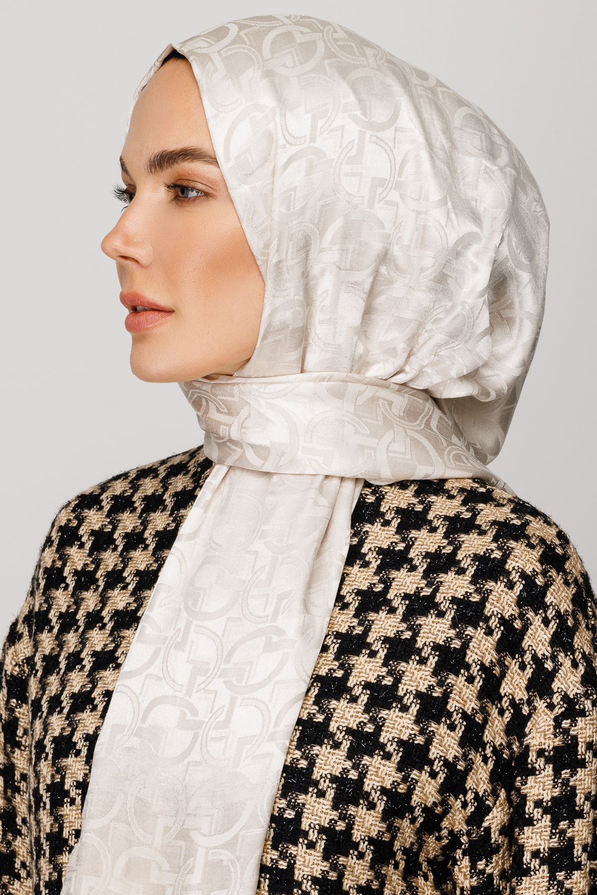 Longar Pattern Shiny Jacquard Shawl - Stone Color