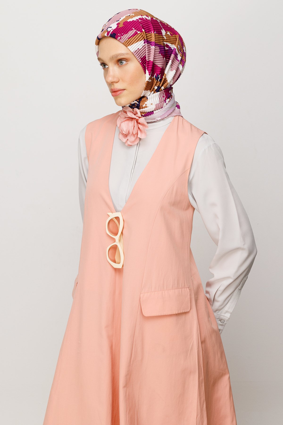 Batik Pattern Pleated Scarf - Soft Pink