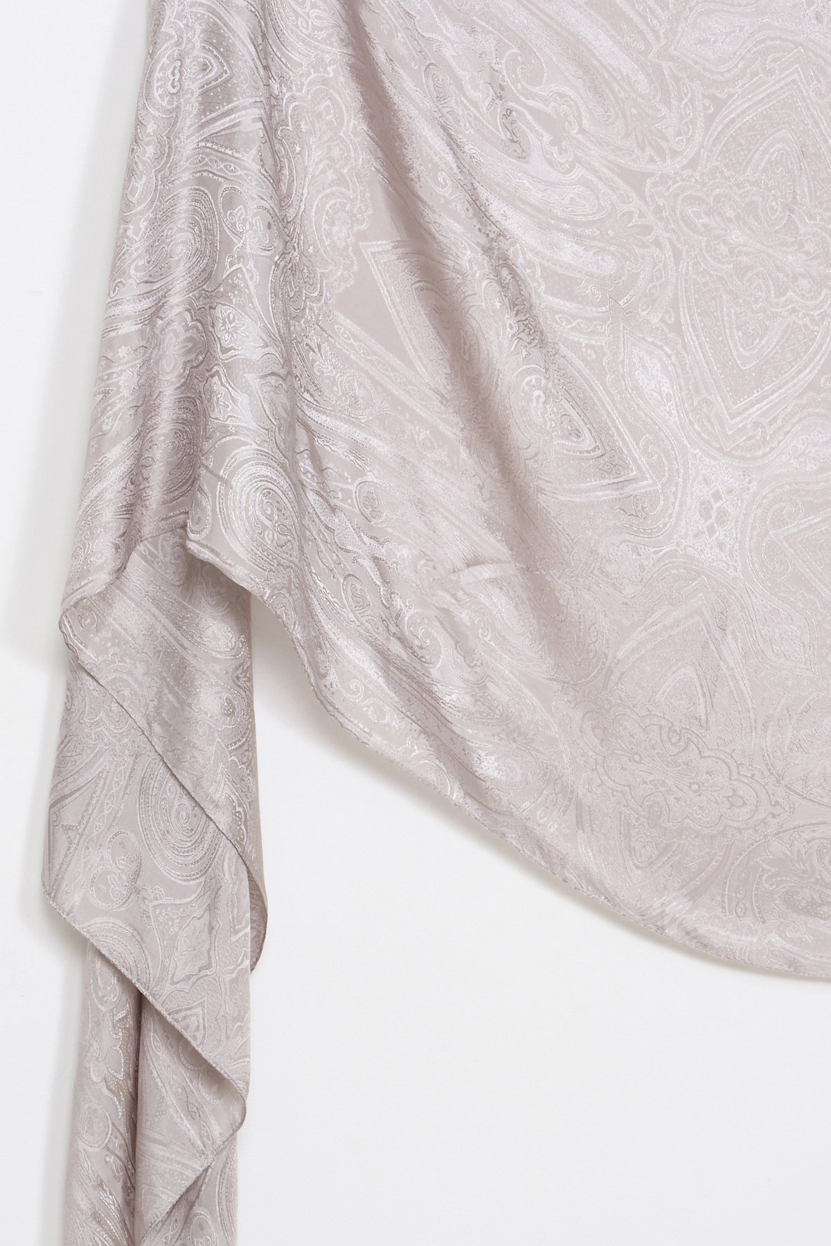 Liva Pattern Shine Line Shawl - Mink-Stone Color