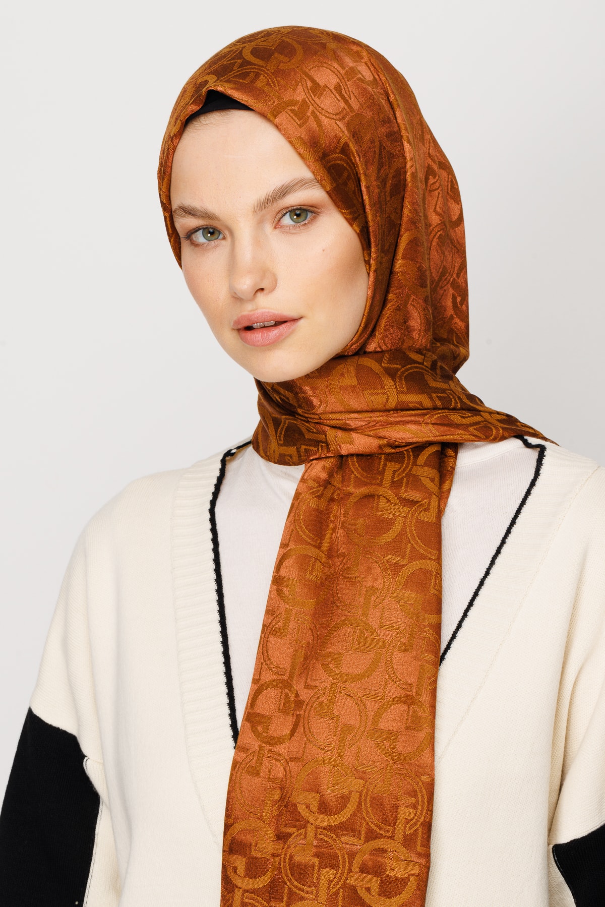 Longar Pattern Shiny Jacquard Shawl - Copper