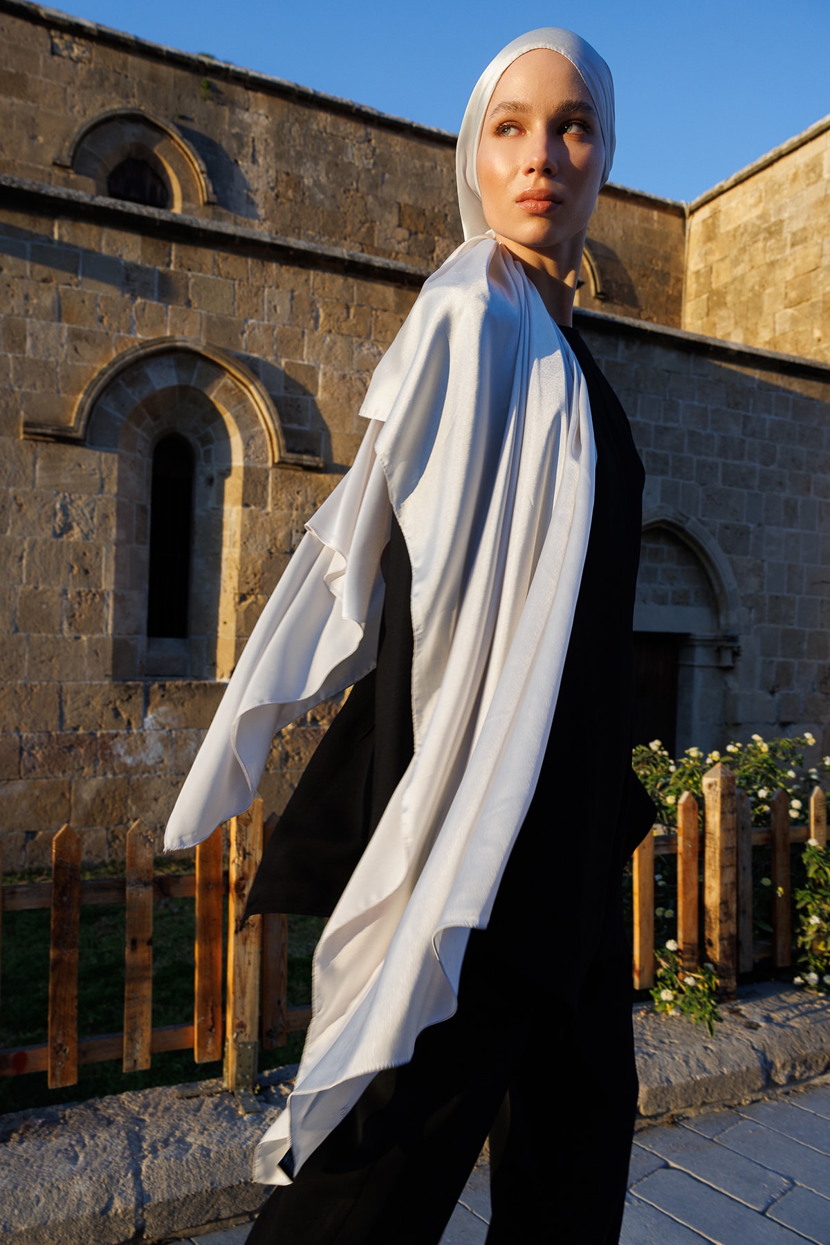 Diamond Aura Shawl - Silver