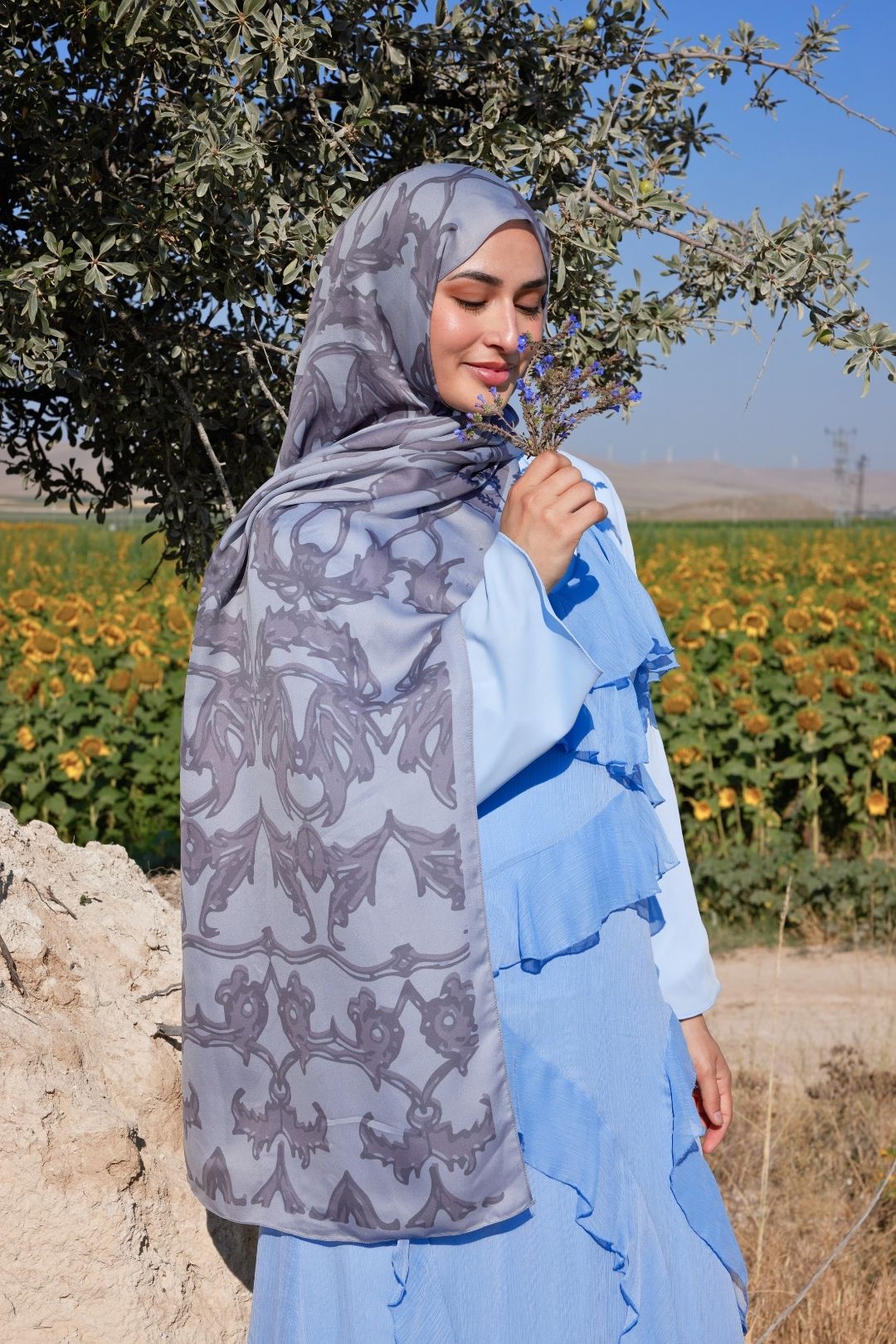 Yaren Desen Sakura İpek Şal - Light Grey