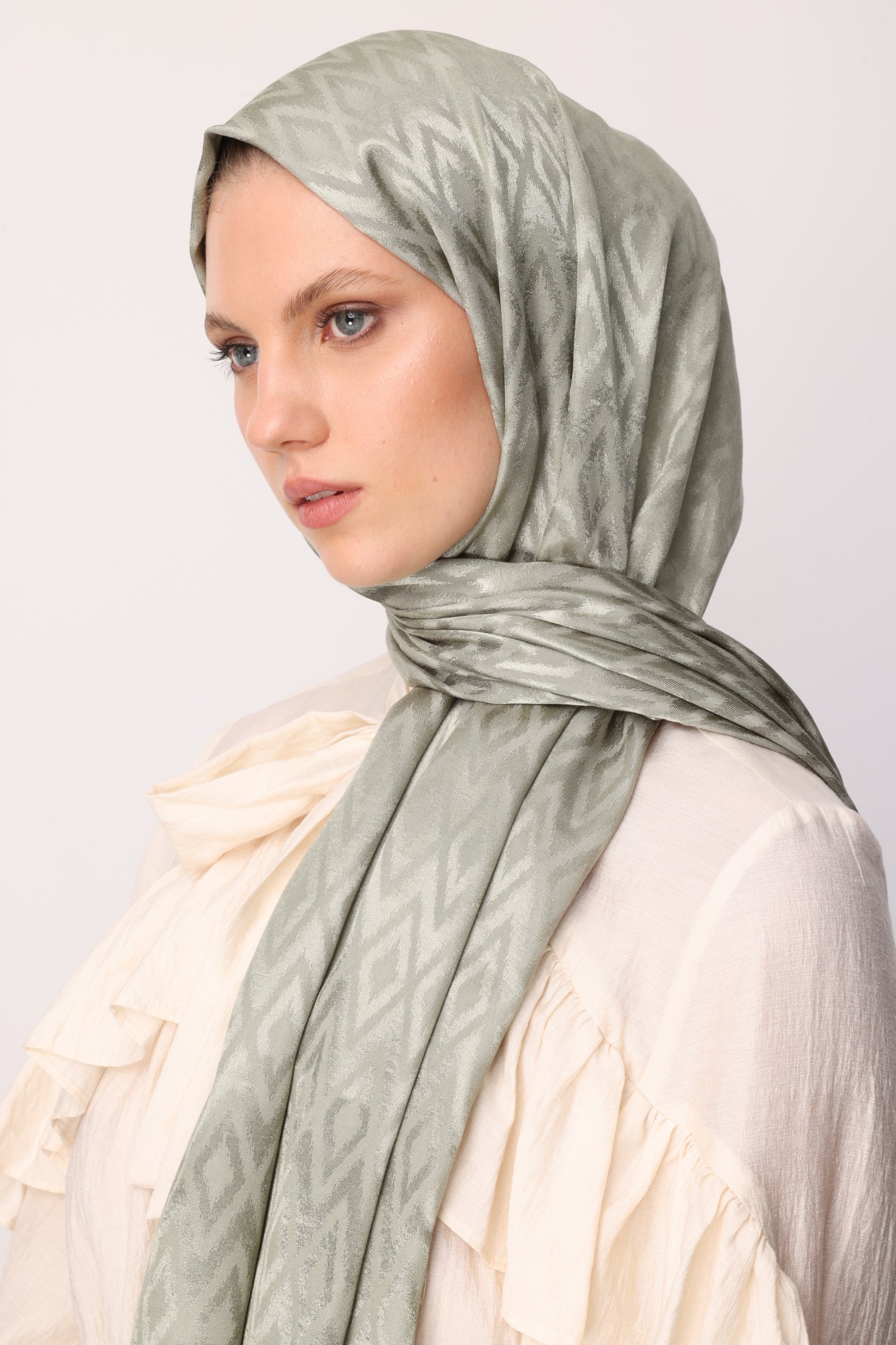 Shiny Check-Pattern Jacquard Shawl - Sage