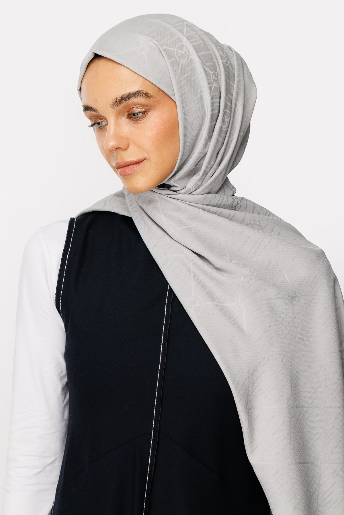 Moon Is Pattern Jacquard Shawl - Silver