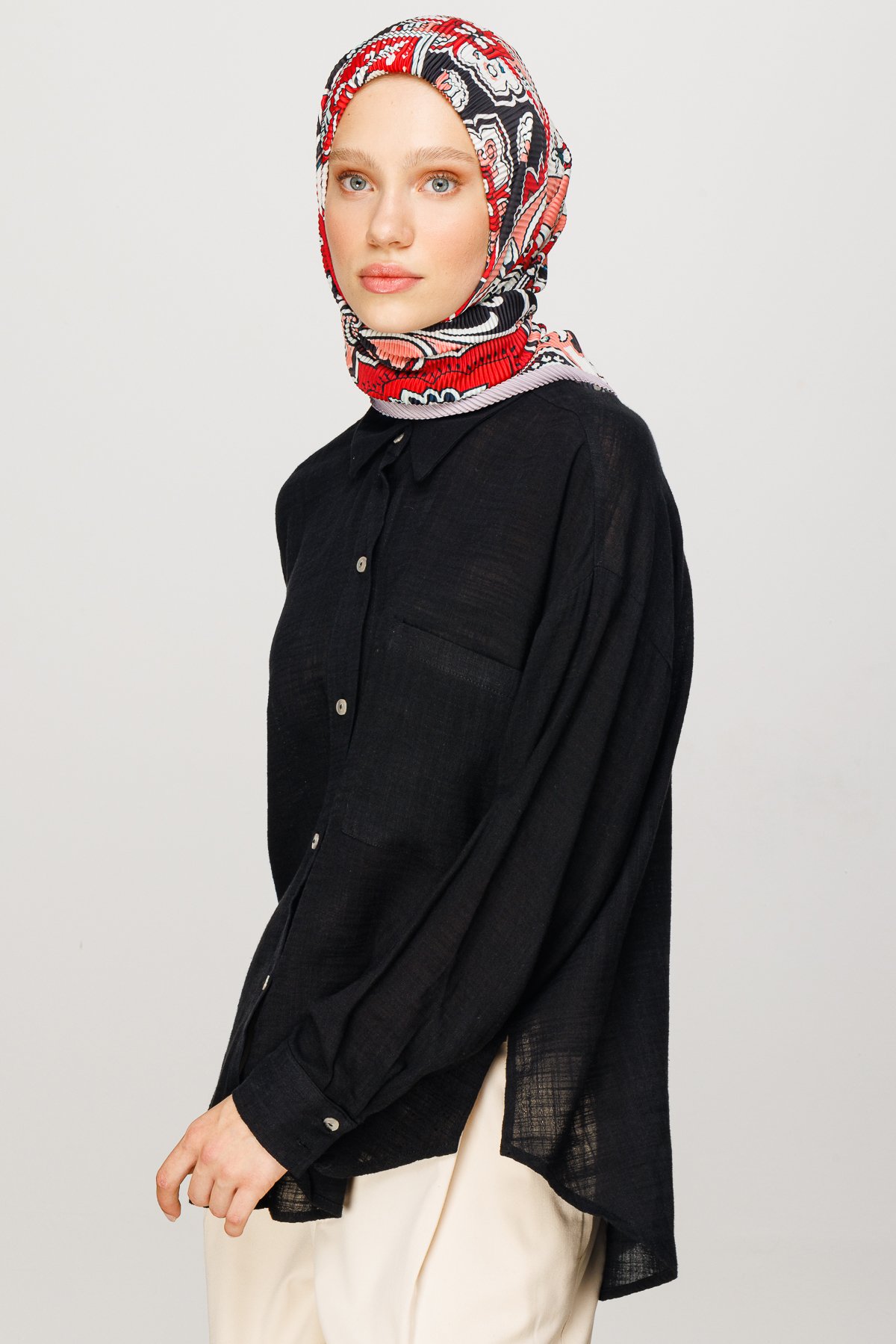 40 Patch Pattern Pleated Scarf - Red