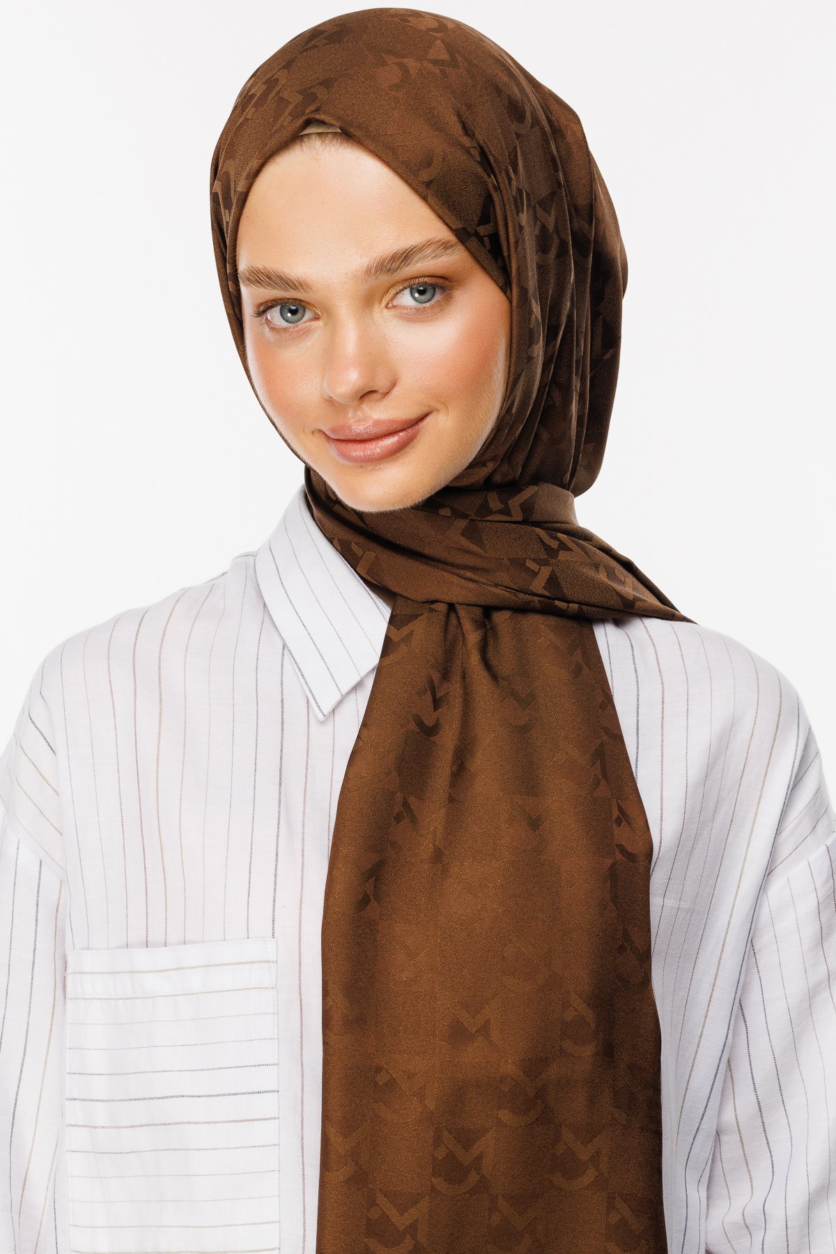 MC Pattern Jacquard Shawl - Bitter