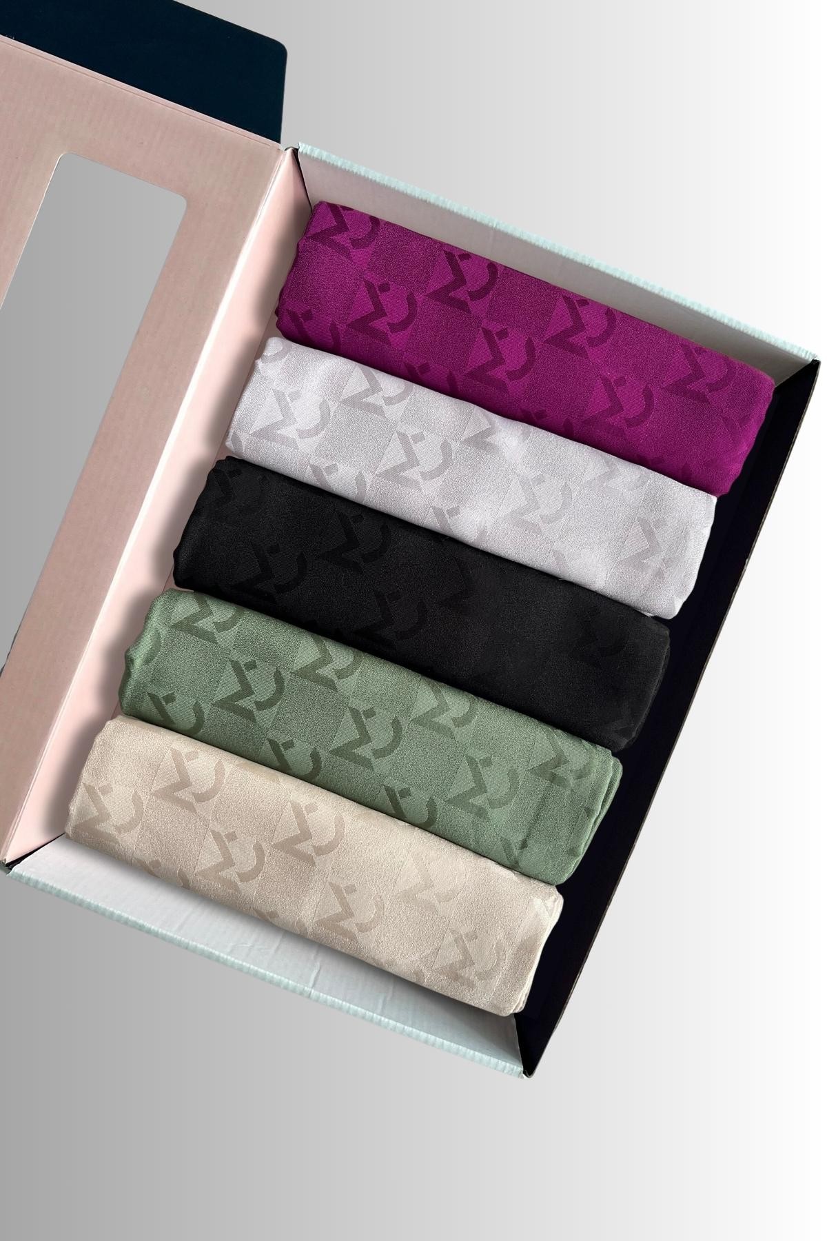 MC Pattern Jacquard Hijab Color Box-15