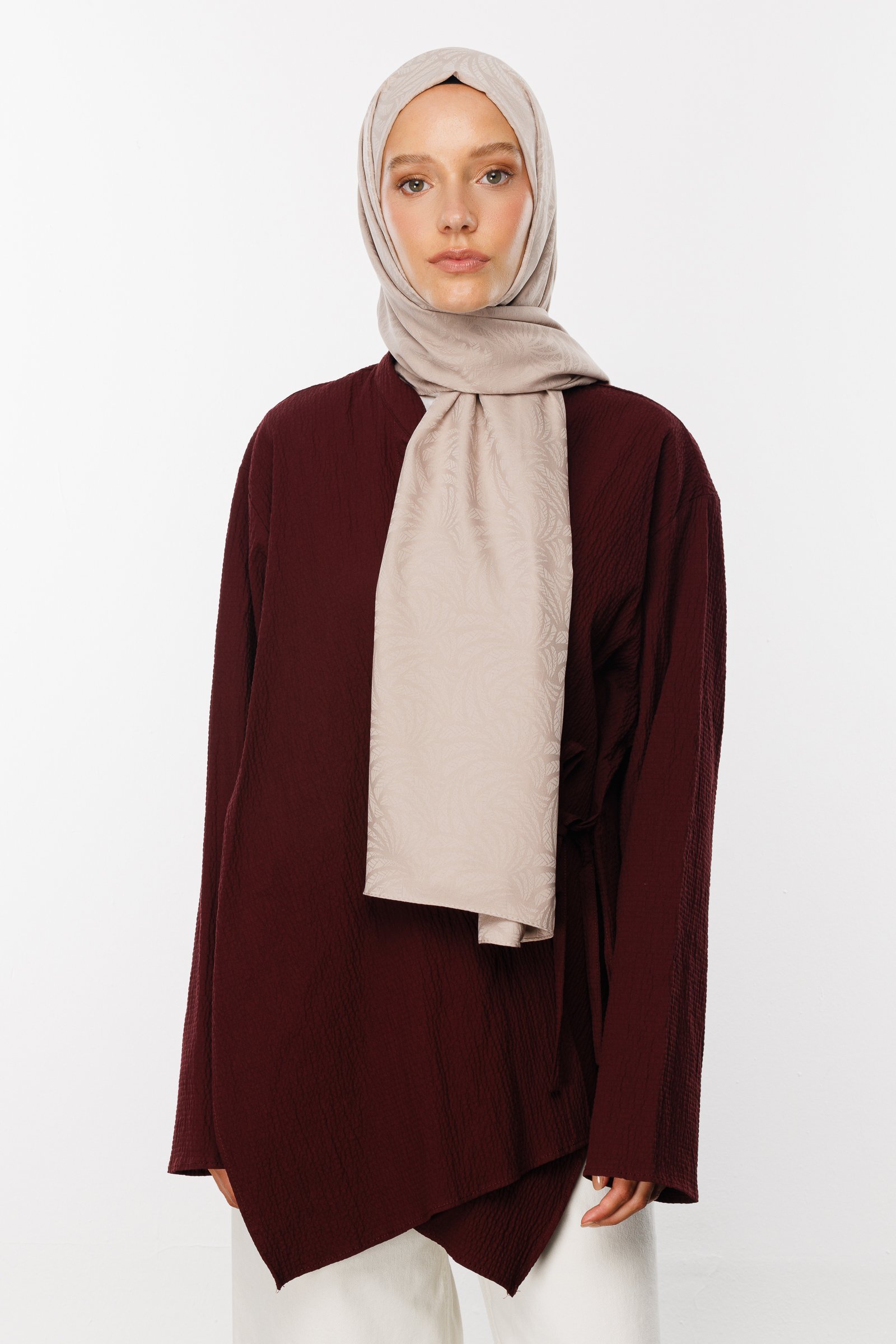 Artemis Pattern Silk Jacquard Hijab