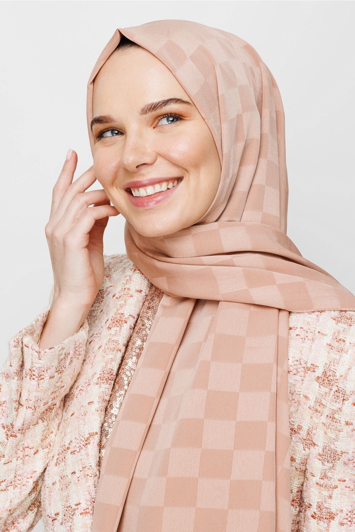 Rose Dama Desen İpeksi Jakar Şal