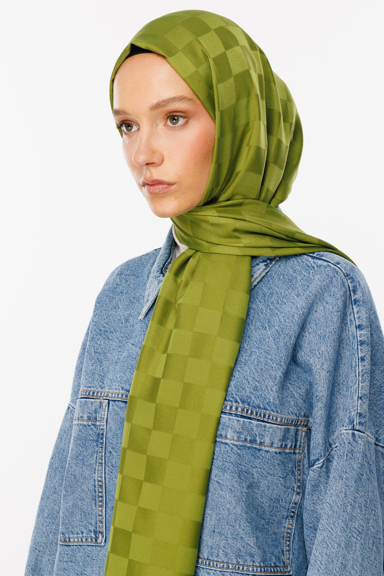 Checkers Pattern Silk Jacquard Shawl - Moss