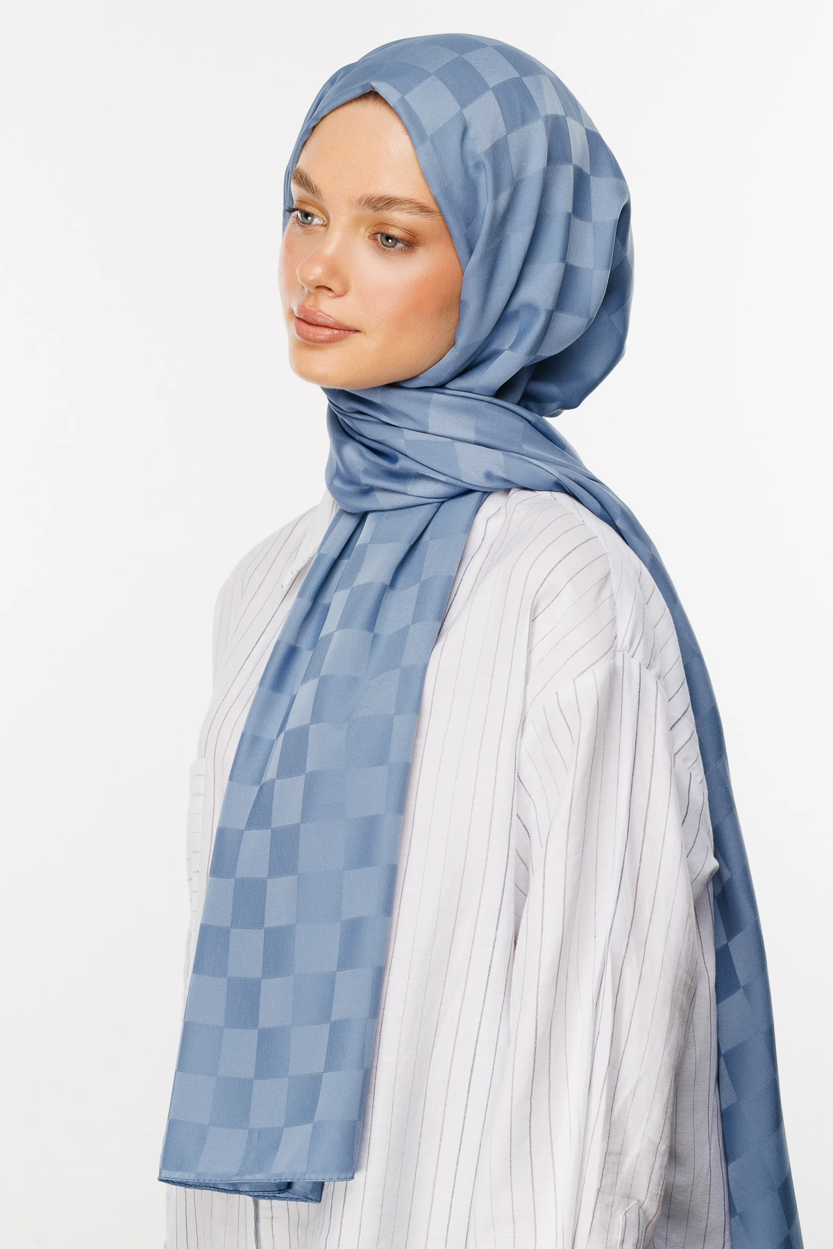 Checkers Pattern Silk Jacquard Shawl - Sky Blue