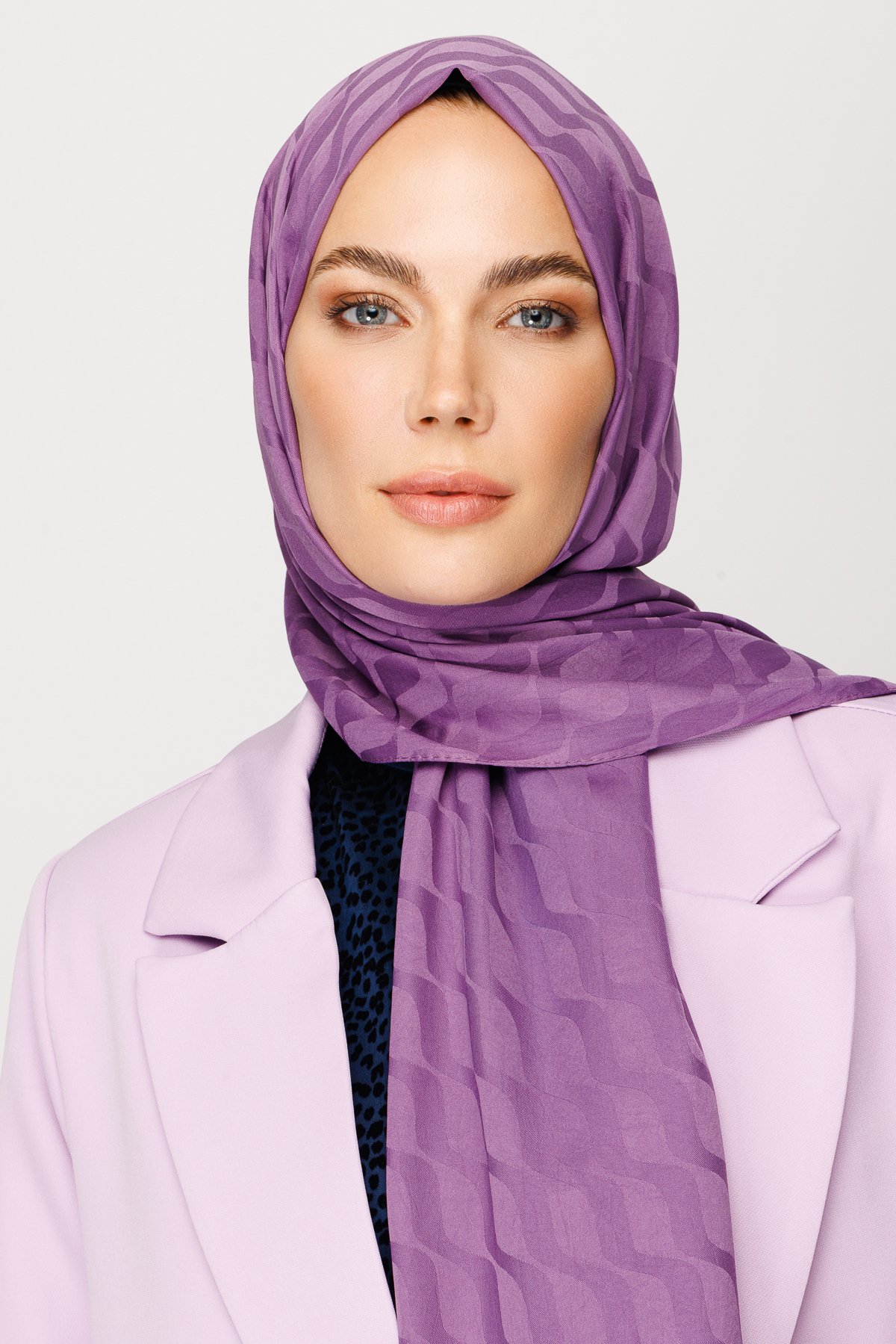 Gemustertes Seidig Jacquard Hijab