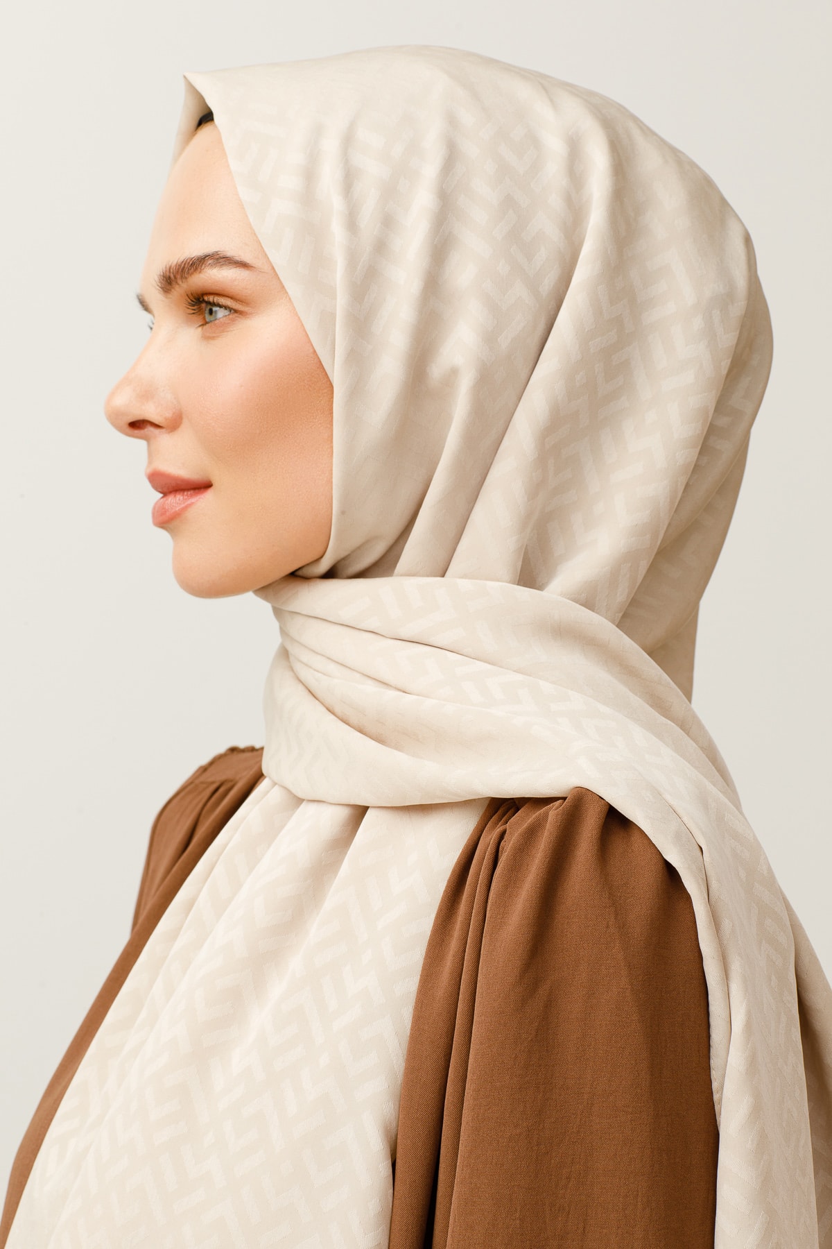 Z Pattern Silky Jacquard Shawl - Stone Color