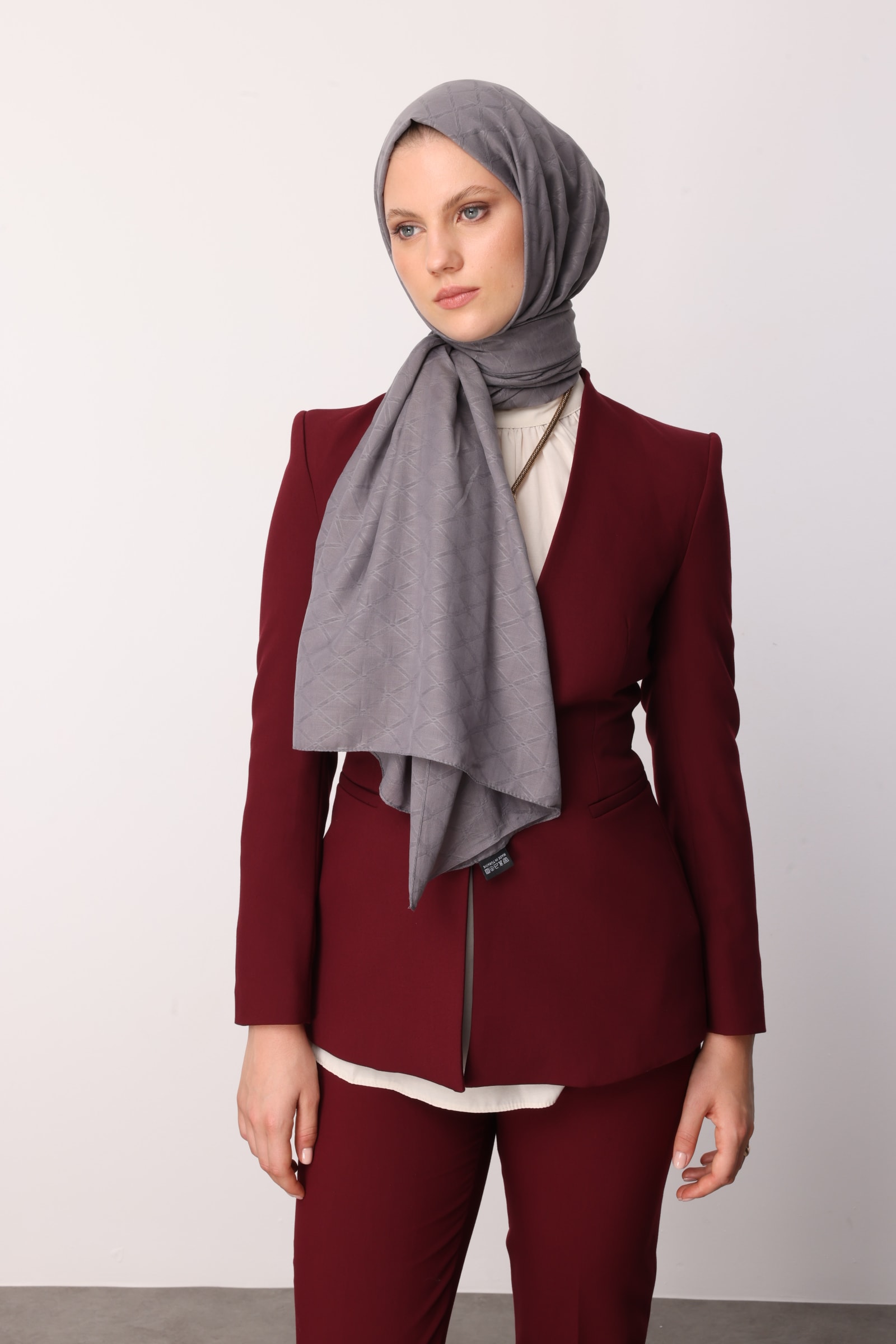 Bamboo Jacquard Shawl - Smoke
