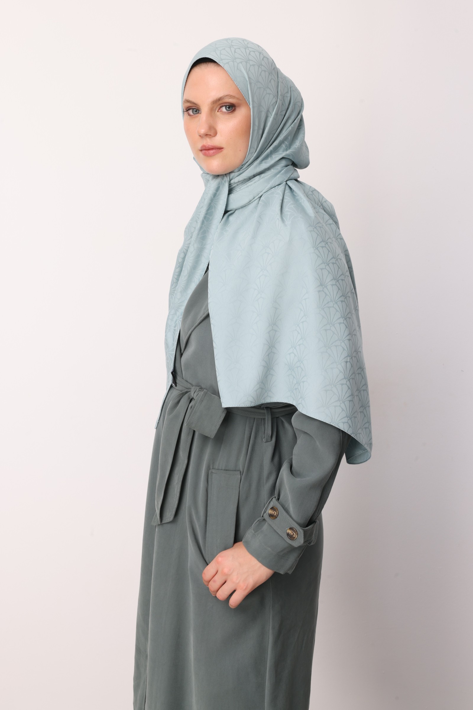 Lotus Pattern Silk Jacquard Shawl - Cağla