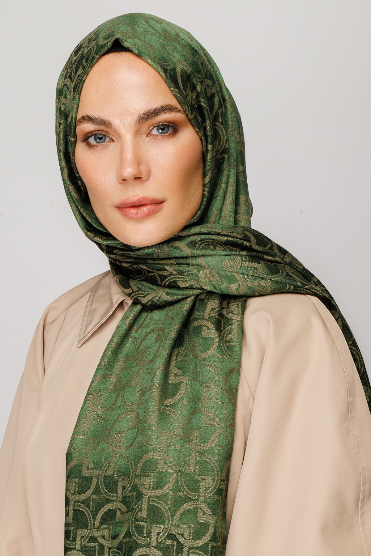 Longar Pattern Shiny Jacquard Hijab