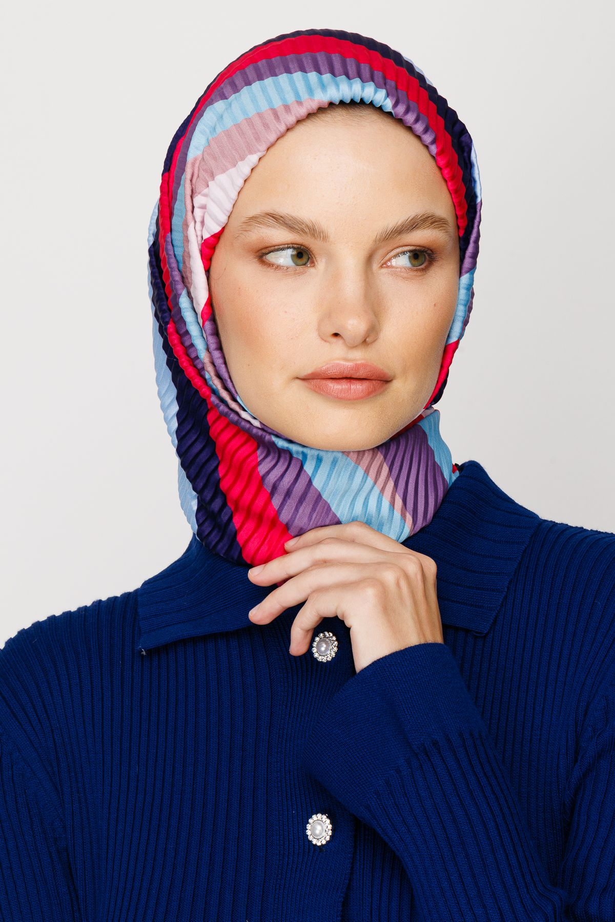 Akra Pattern Pleated Scarf - Lavender