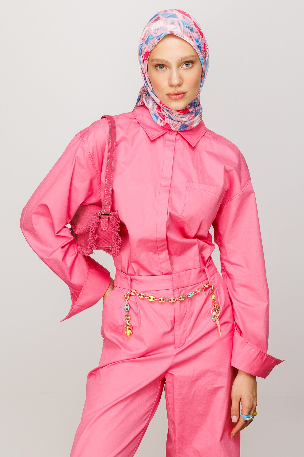 Prism Pattern Pleated Scarf - Powder