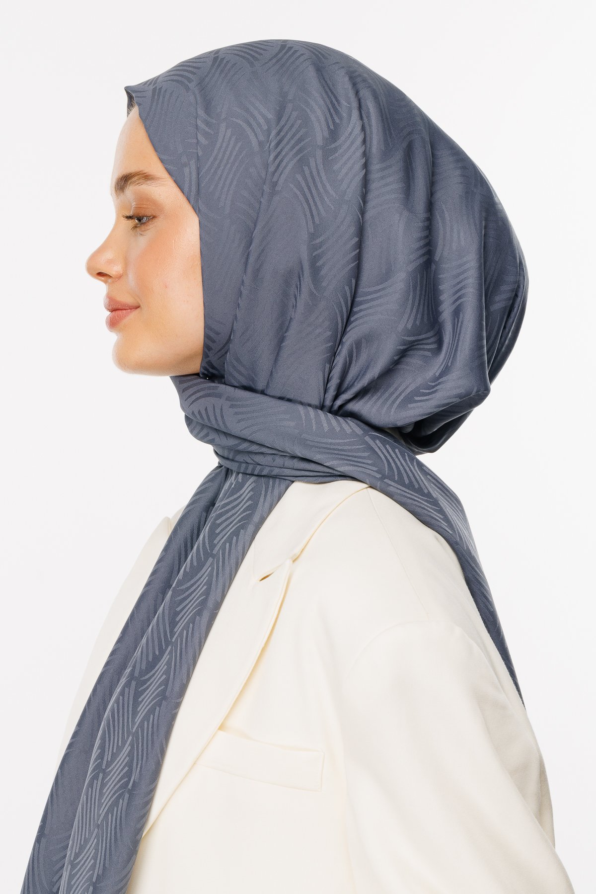 Aura Pattern Silk Jacquard Hijab