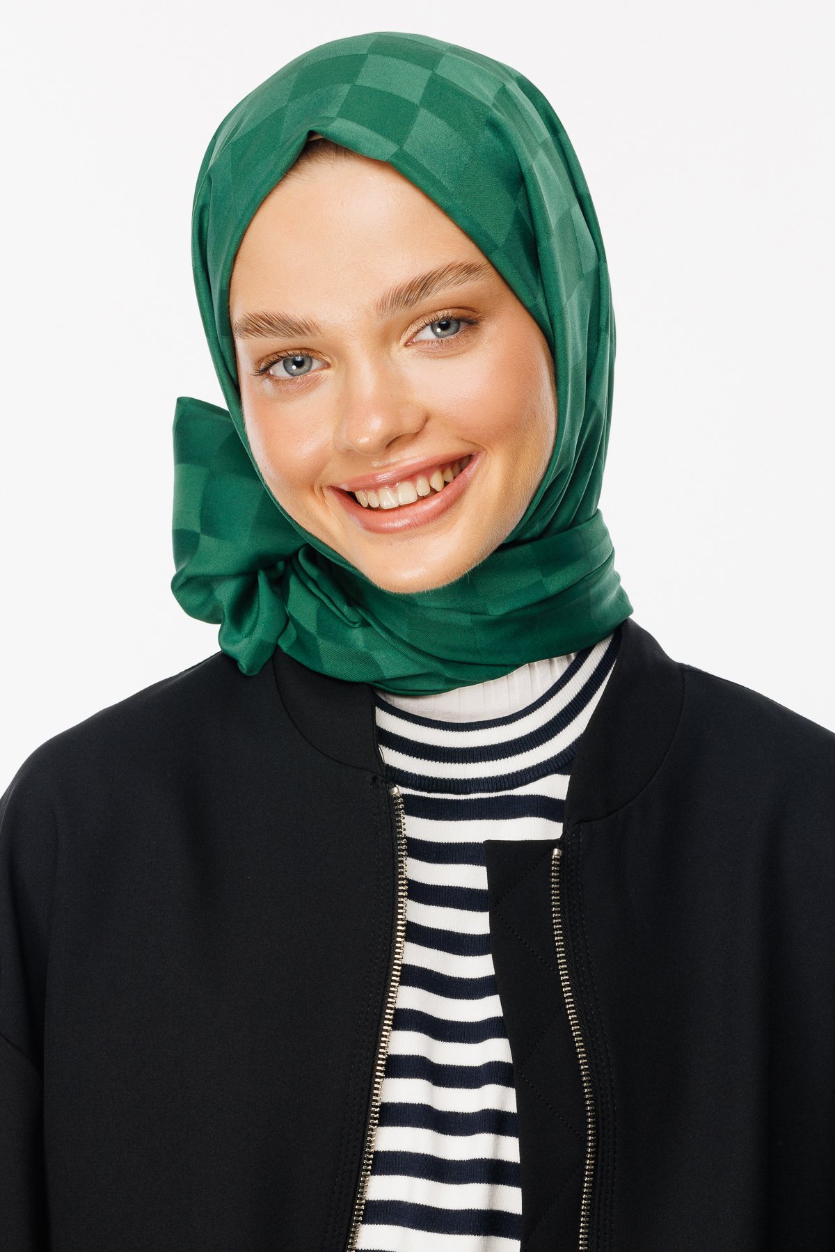 Checkers Pattern Silk Jacquard Hijab