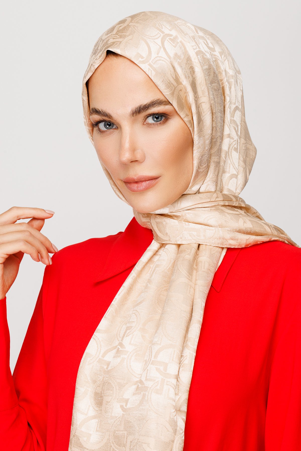 Longar Pattern Shiny Jacquard Hijab