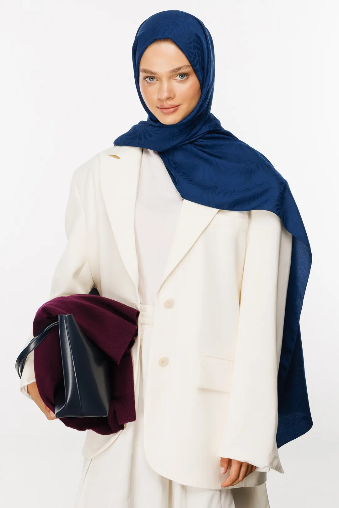 Artemis Pattern Silk Jacquard Hijab | MOONCORN