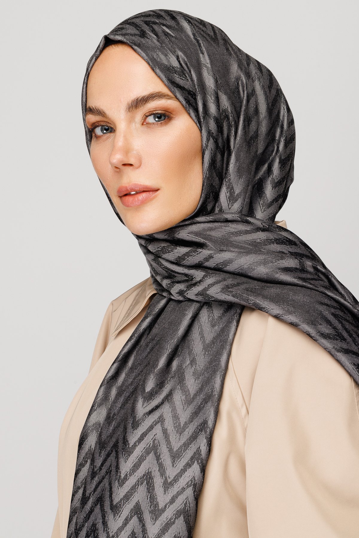 Gemustertes Glänzendes Jacquard Hijab