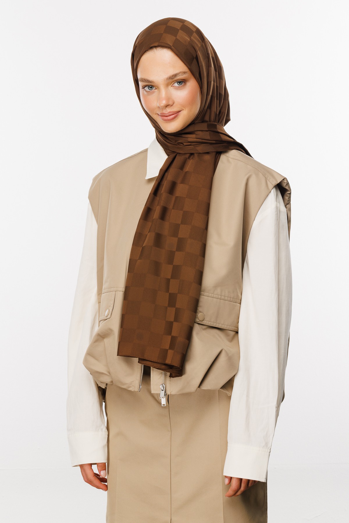 Checkers Pattern Silk Jacquard Hijab