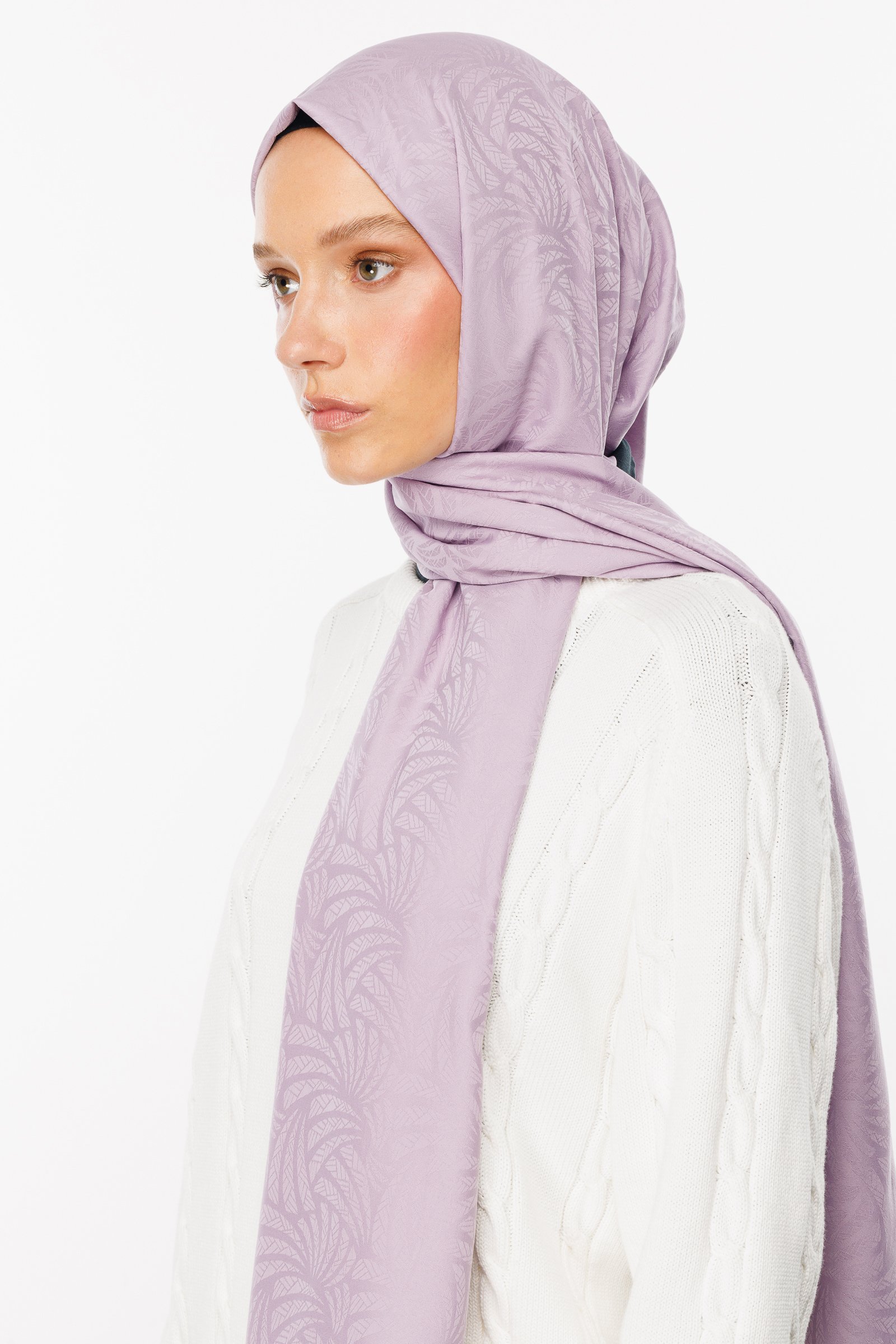 Artemis Pattern Silk Jacquard Hijab