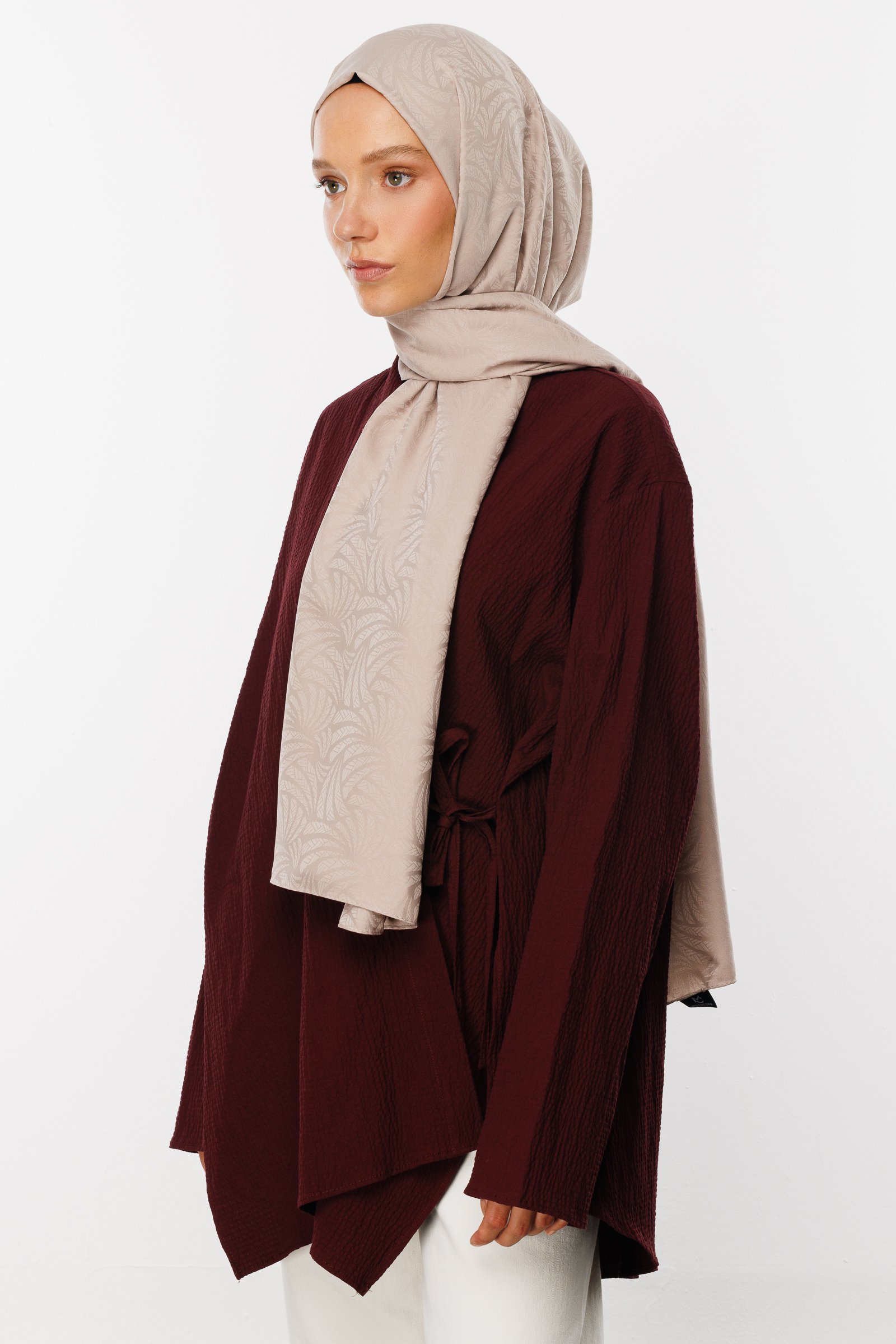 Artemis Pattern Silk Jacquard Hijab