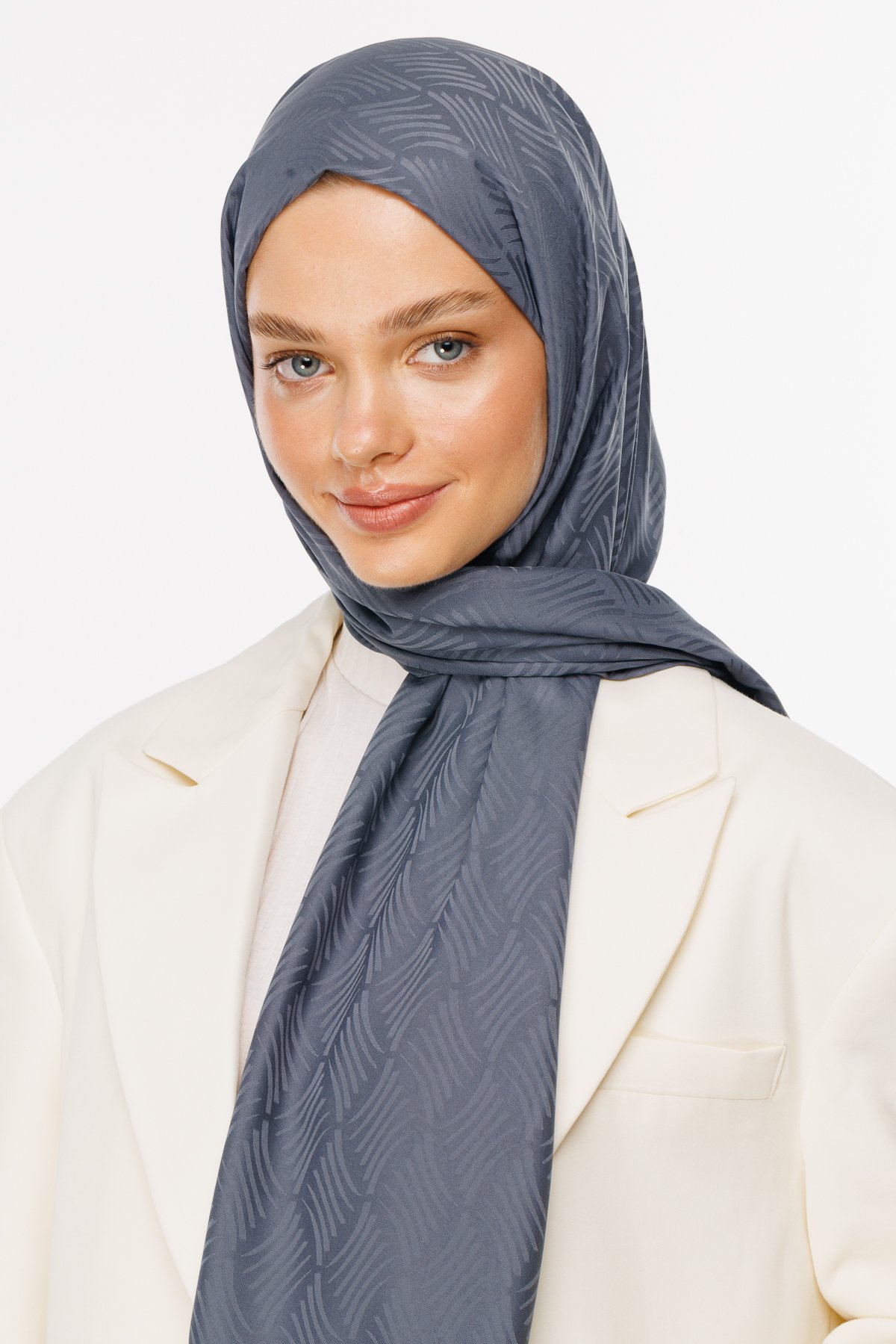 Aura Pattern Silk Jacquard Hijab