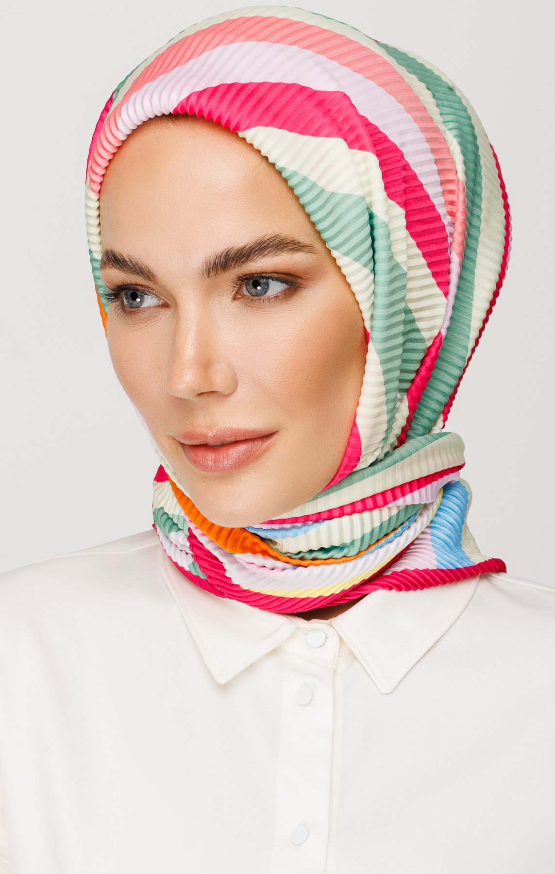 Akra Pattern Pleated Scarf - Fuchsia