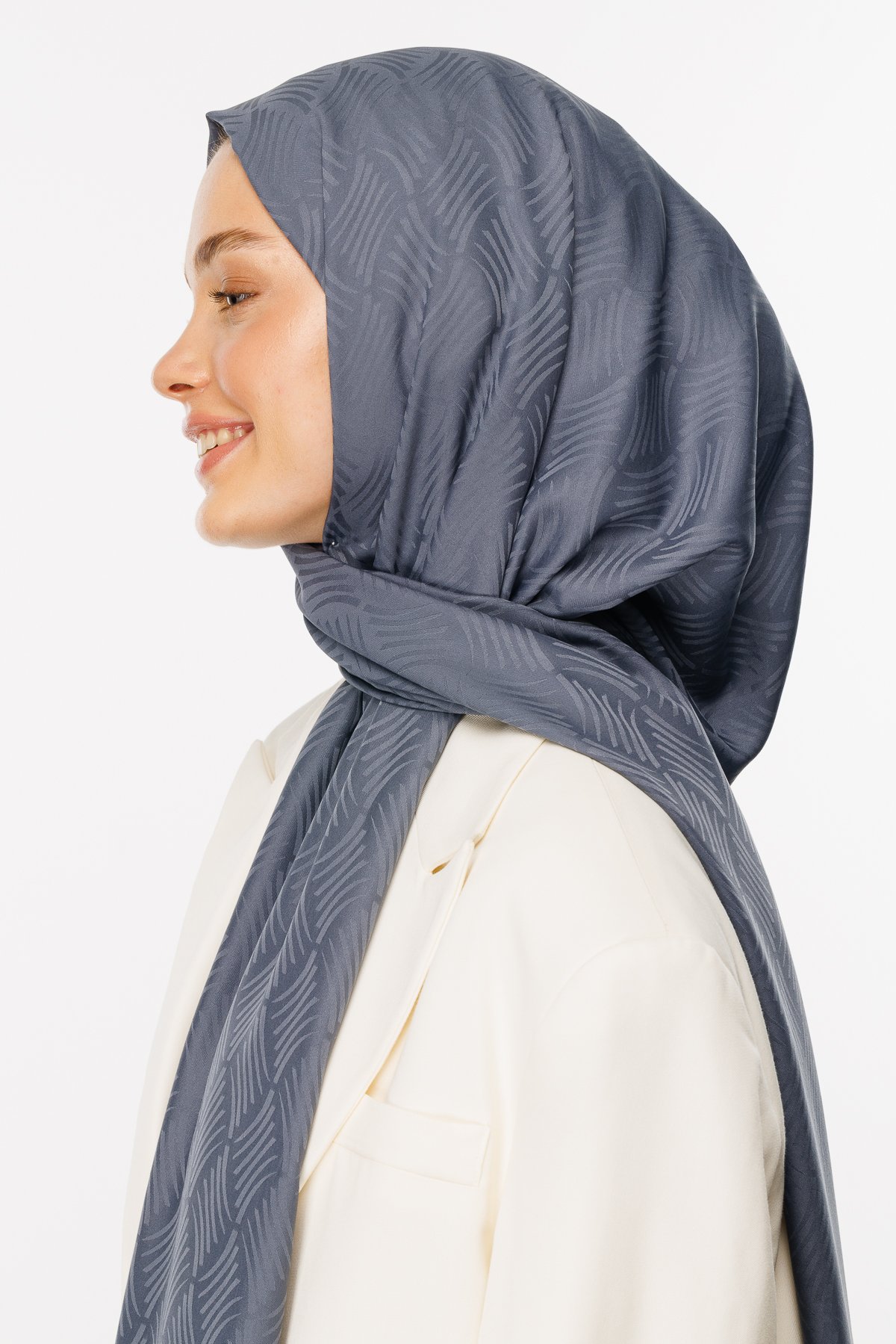 Aura Pattern Silk Jacquard Hijab