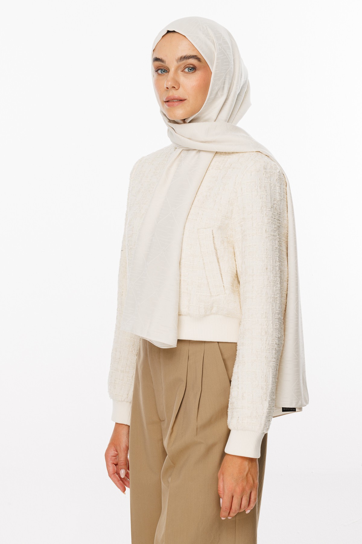 Moon Is Pattern Jacquard Shawl - Pearl