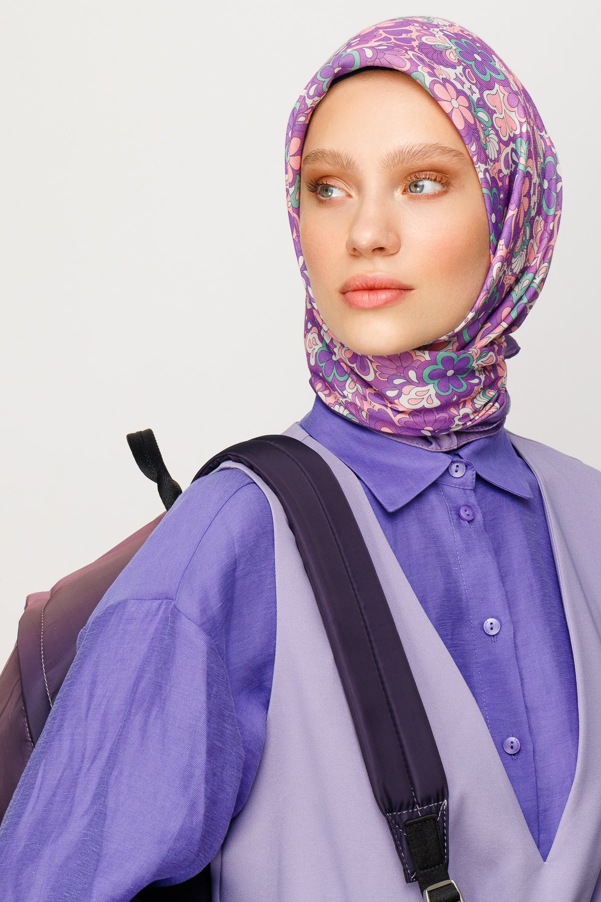Daisy Pattern Digital Soft Scarf - Lilac