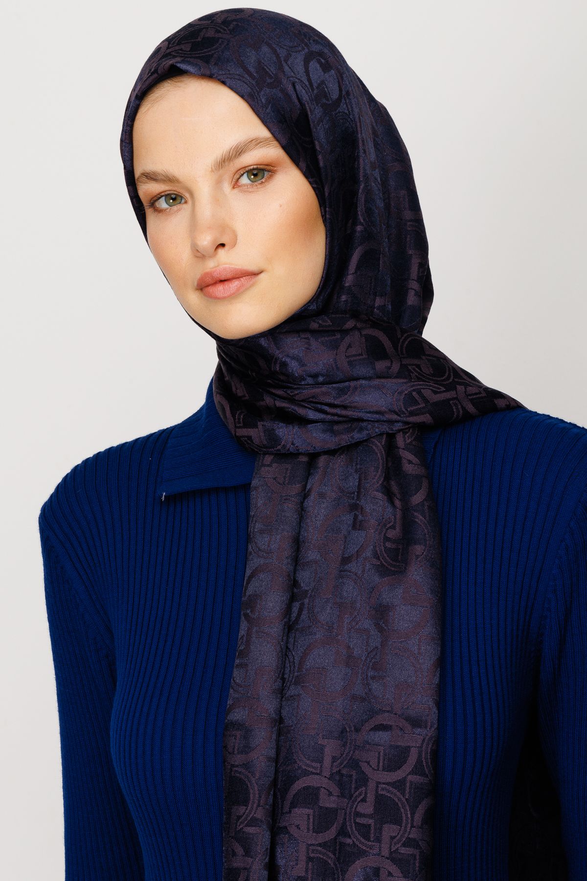 Longar Pattern Shiny Jacquard Shawl - Navyblue