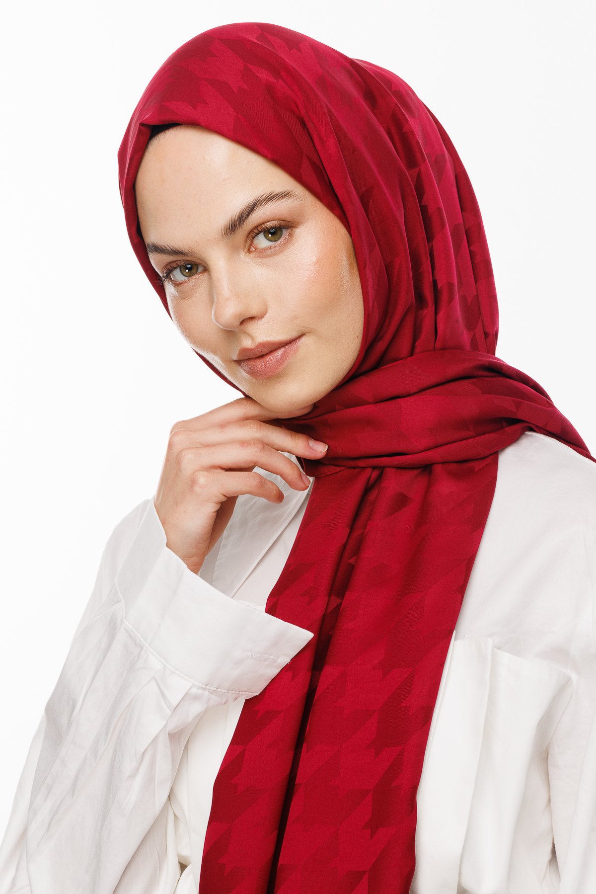 Crowbar Pattern Silk Jacquard Shawl - Magenta