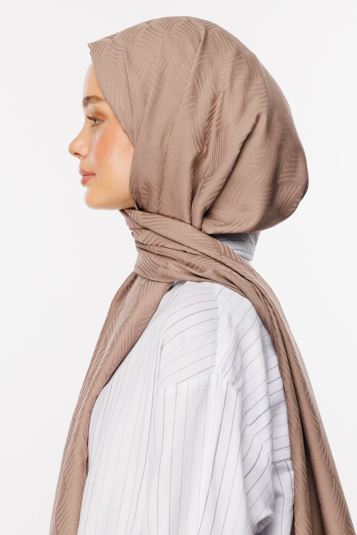 Aura Pattern Silk Jacquard Shawl - Canyon