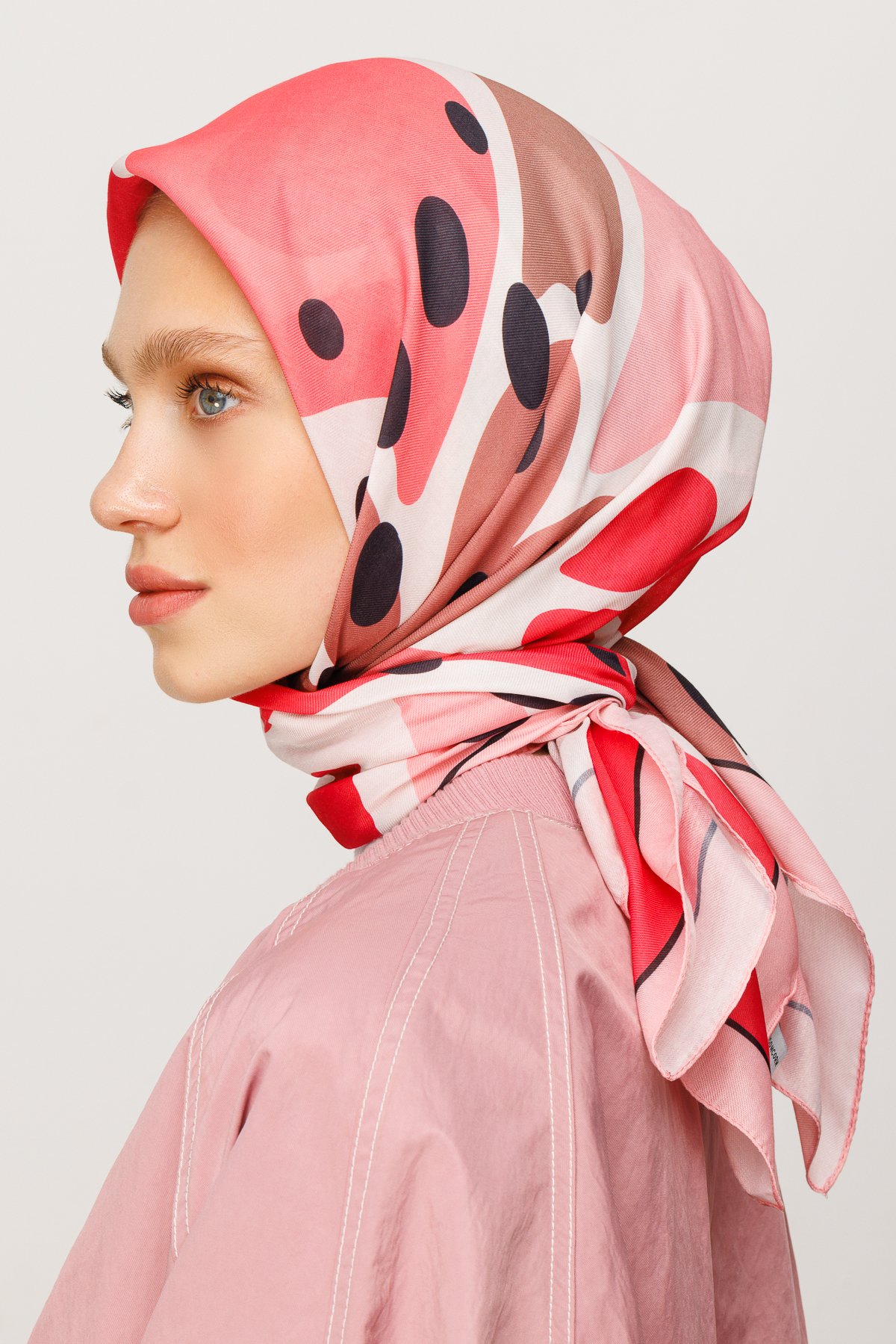 Bloom Pattern Digital Soft Scarf - Powder