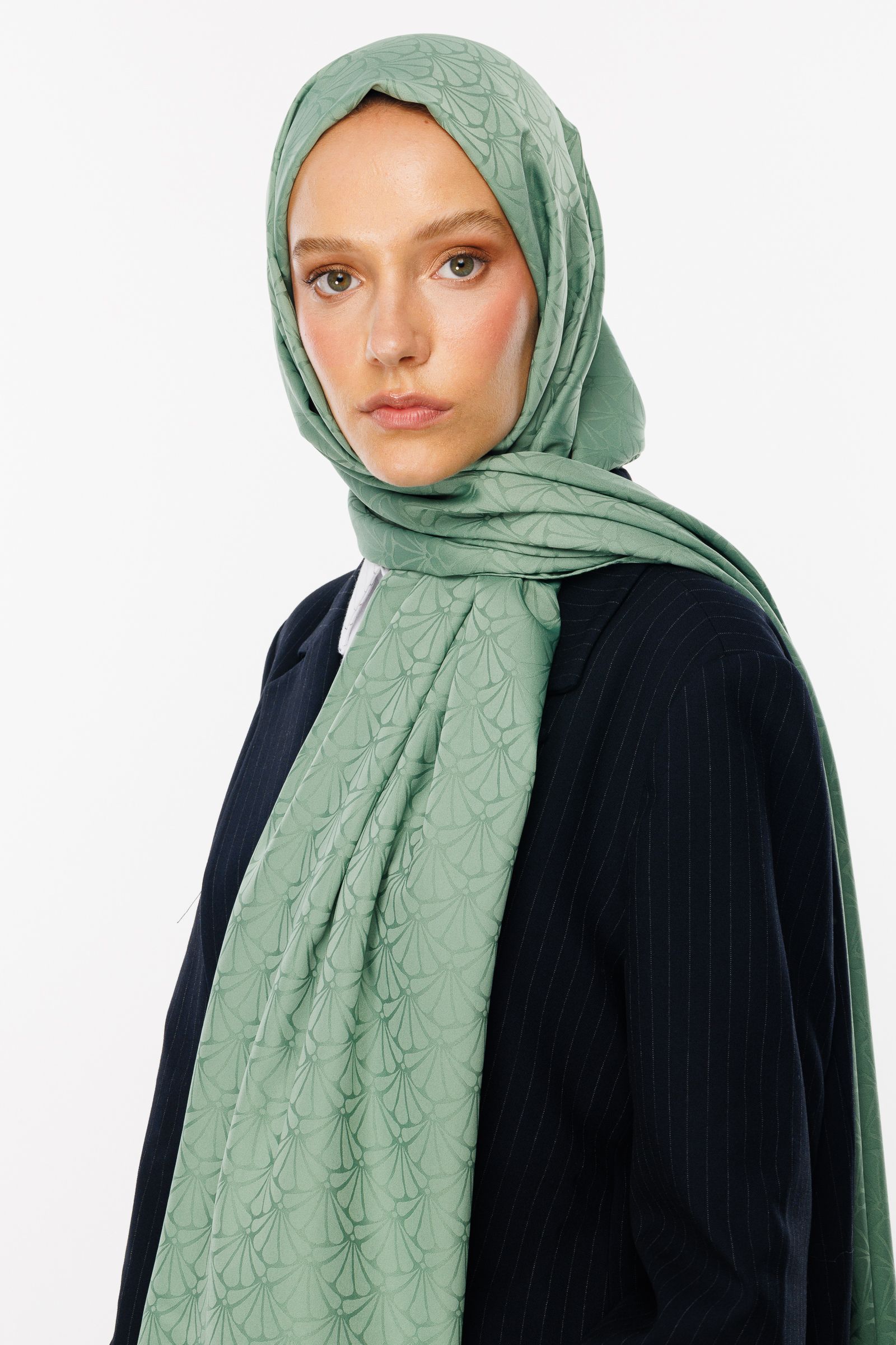 Lotus Pattern Silk Jacquard Shawl - Mold Green
