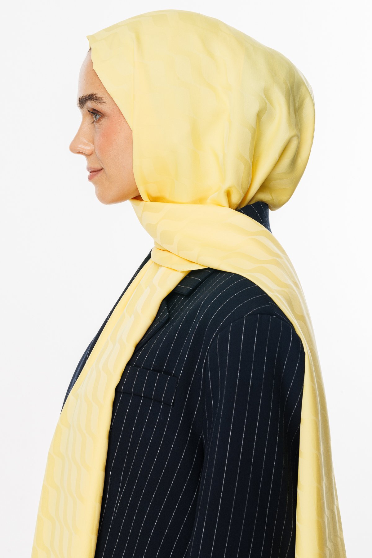 Wave Pattern Silky Jacquard Shawl - Yellow