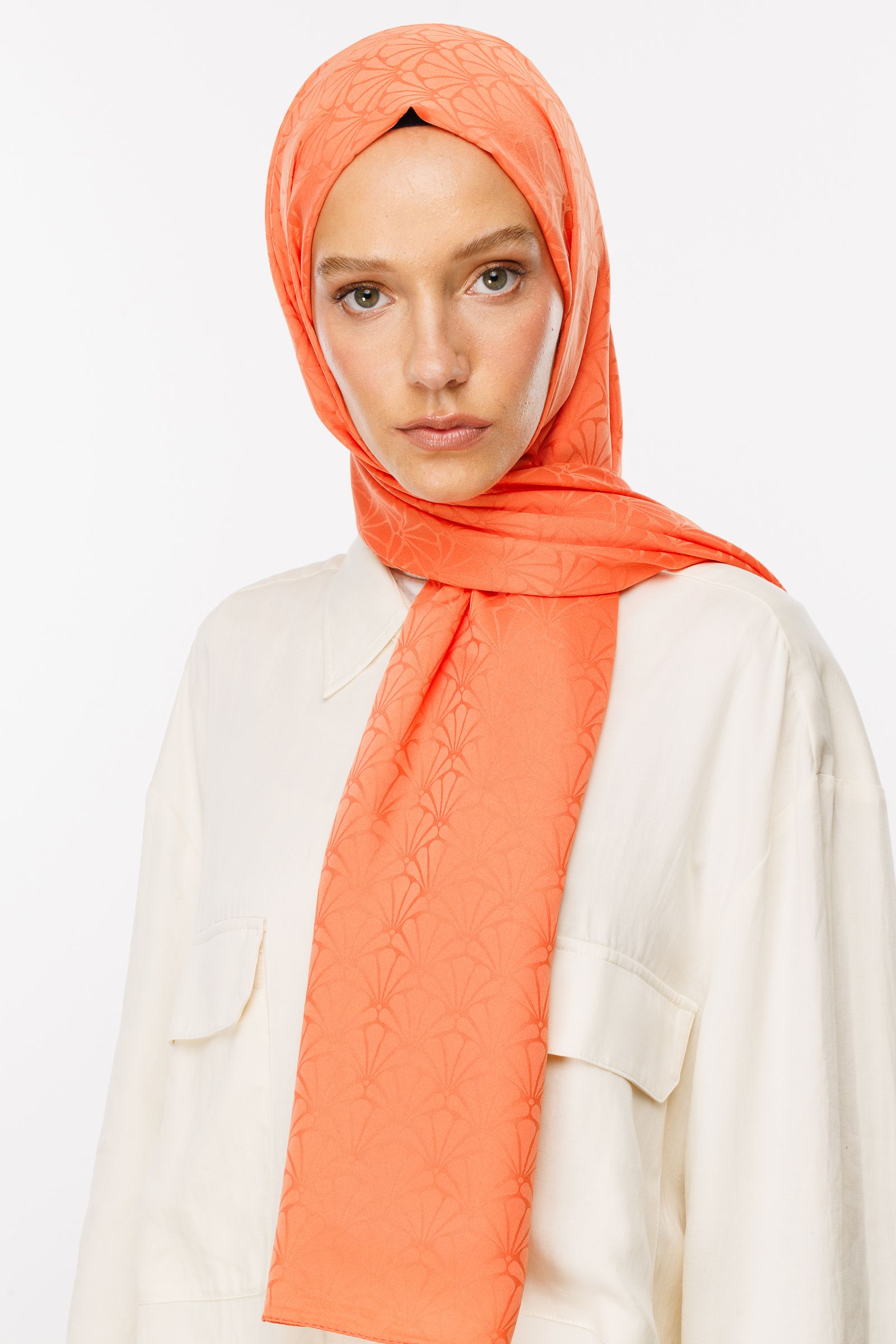 Lotus Pattern Silk Jacquard Shawl - Puppies Mouth
