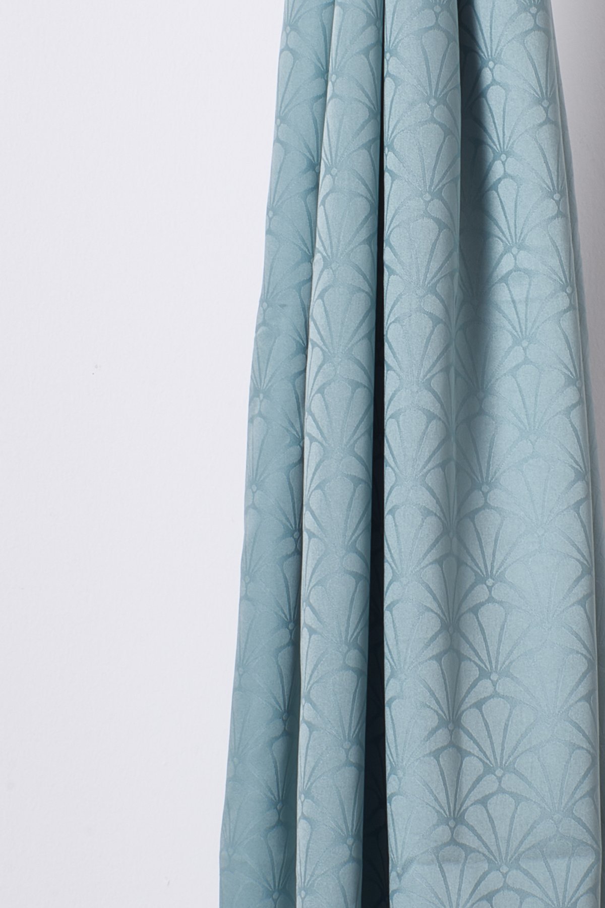 Lotus Pattern Silk Jacquard Shawl - Cağla