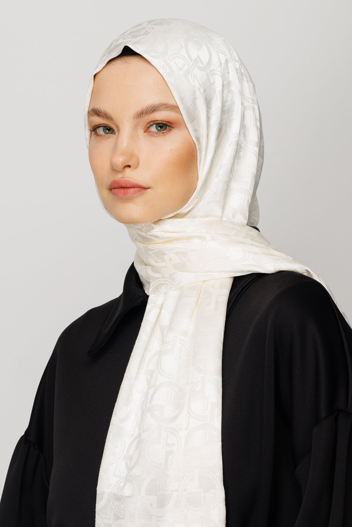 Gemustertes Glänzendes Jacquard Hijab