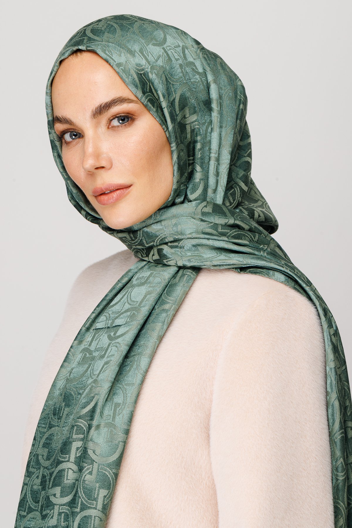 Gemustertes Glänzendes Jacquard Hijab