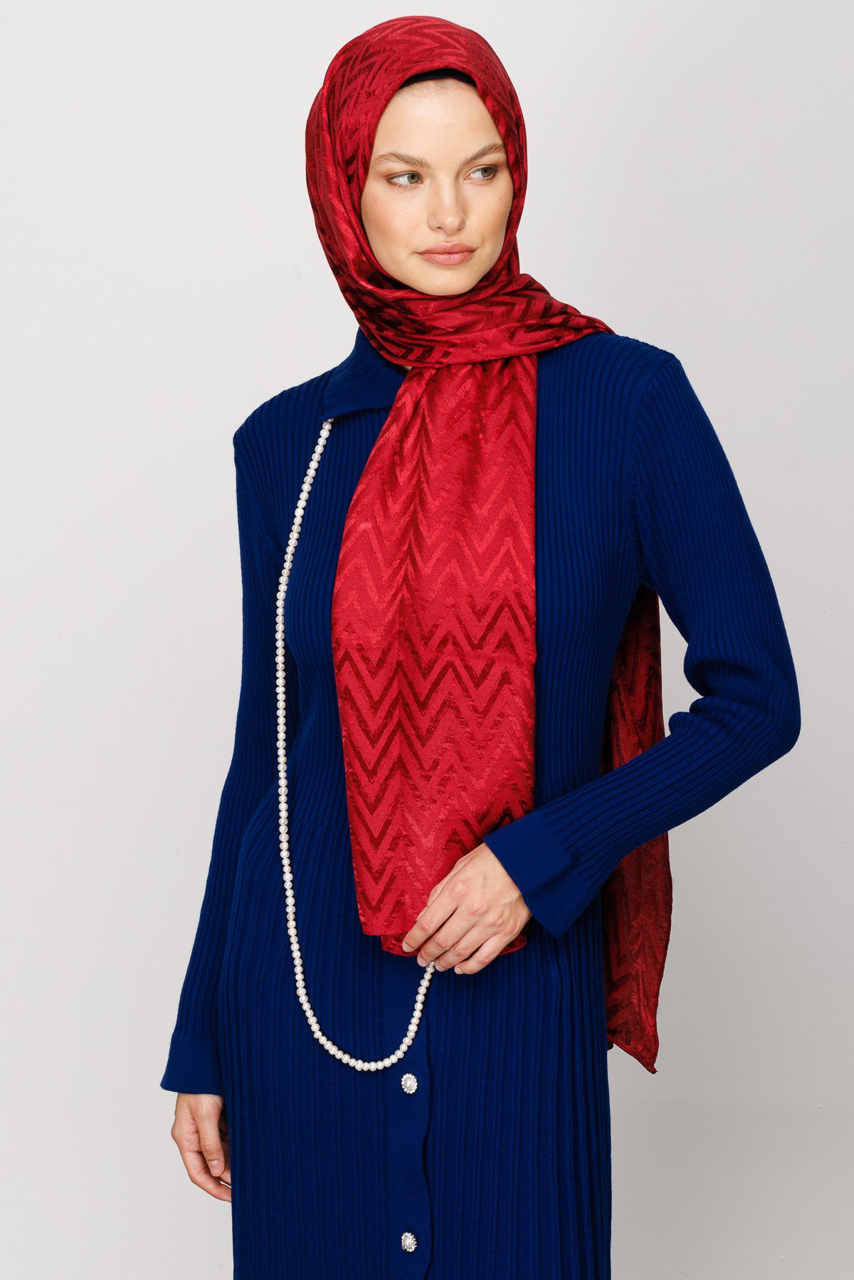 Zigzag Pattern Shiny Jacquard Shawl - Cherry Bruise