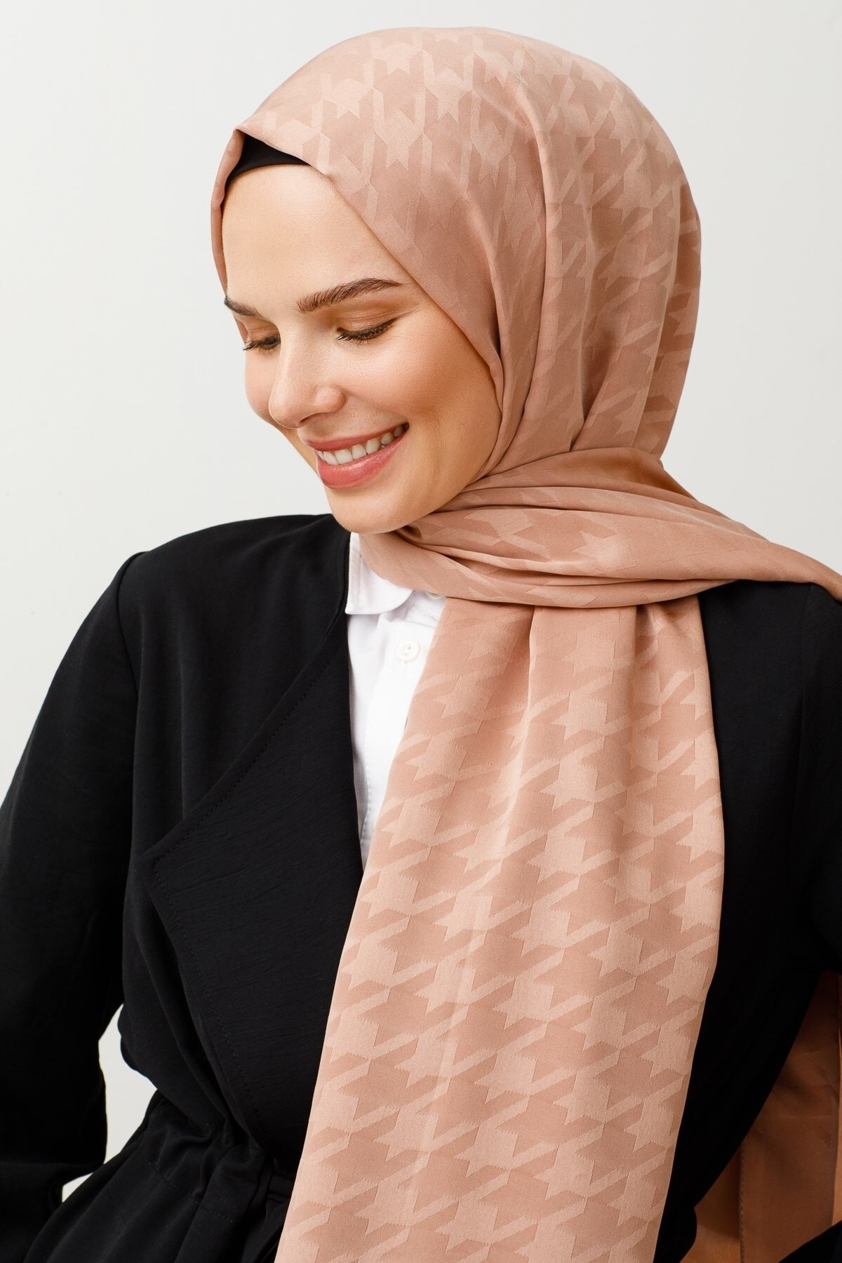 Rose Kazayağı Desen İpeksi Jakar Şal