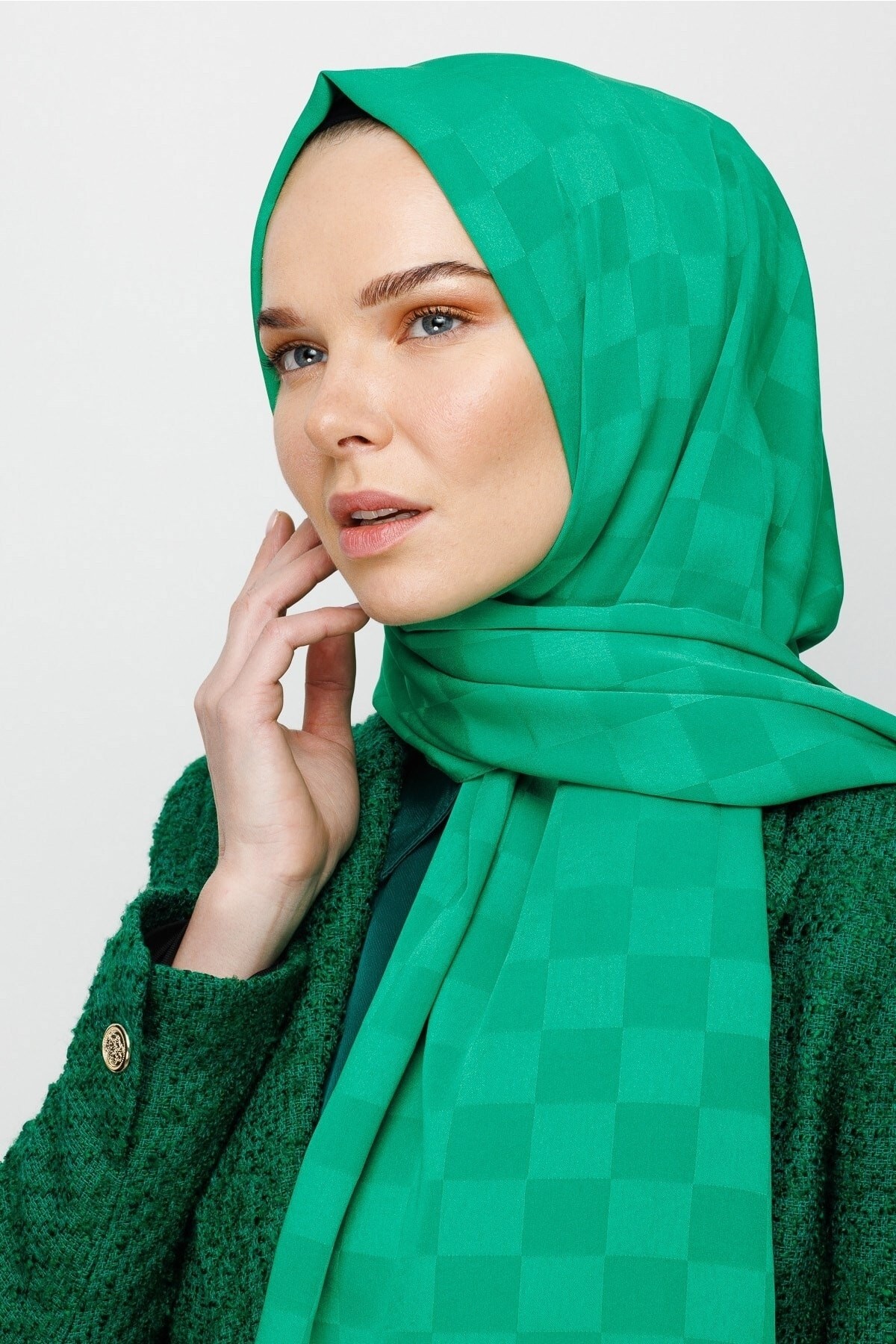 Benetton Yeşili Dama Desen İpeksi Jakar Şal